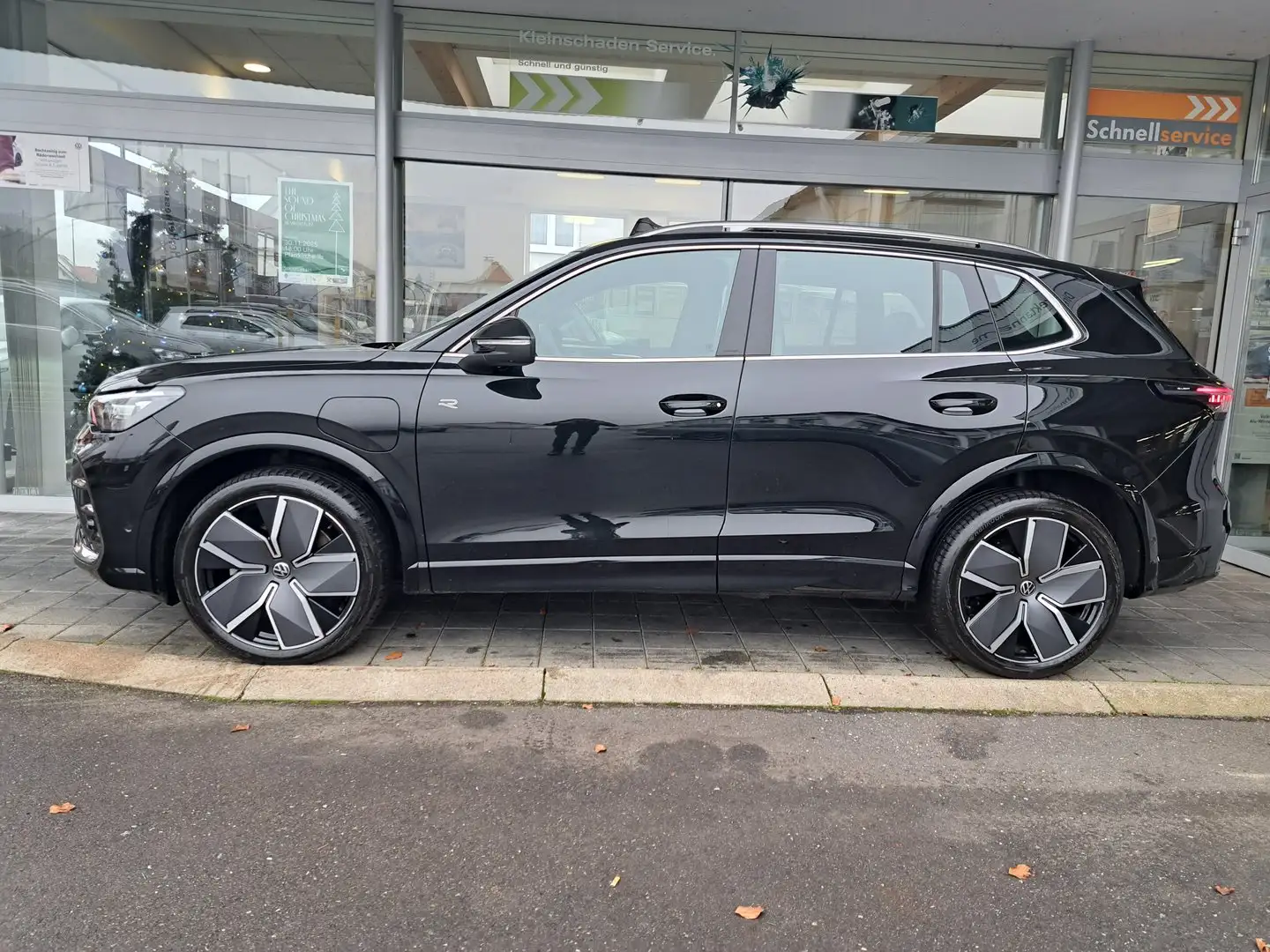 Volkswagen Tiguan Sport eHybrid DSG 150 kW Schwarz - 2