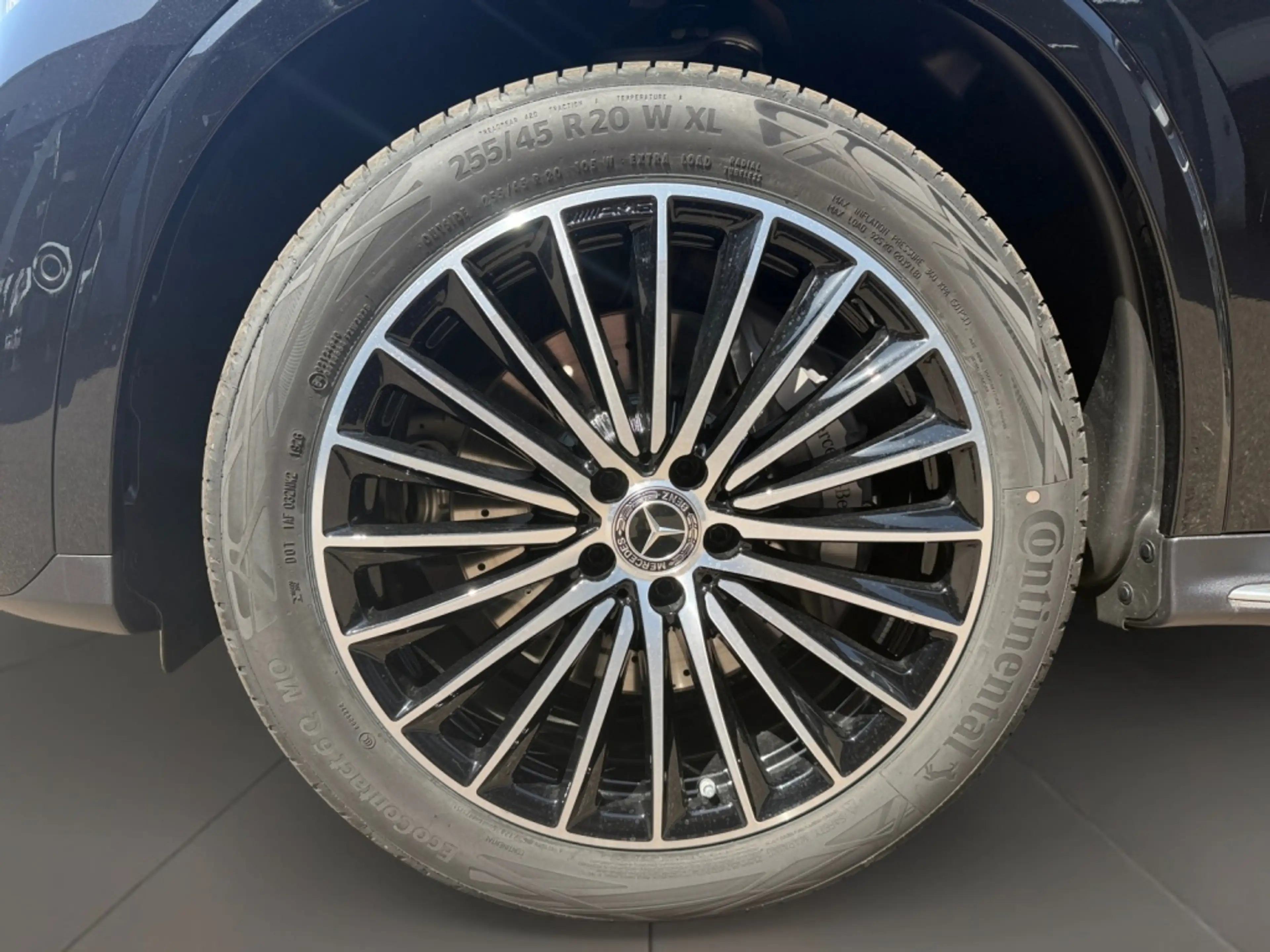Mercedes-Benz GLC 220 d 4MATIC AMG+MBUX+Burm+Night+AHK+Pano — photo 8