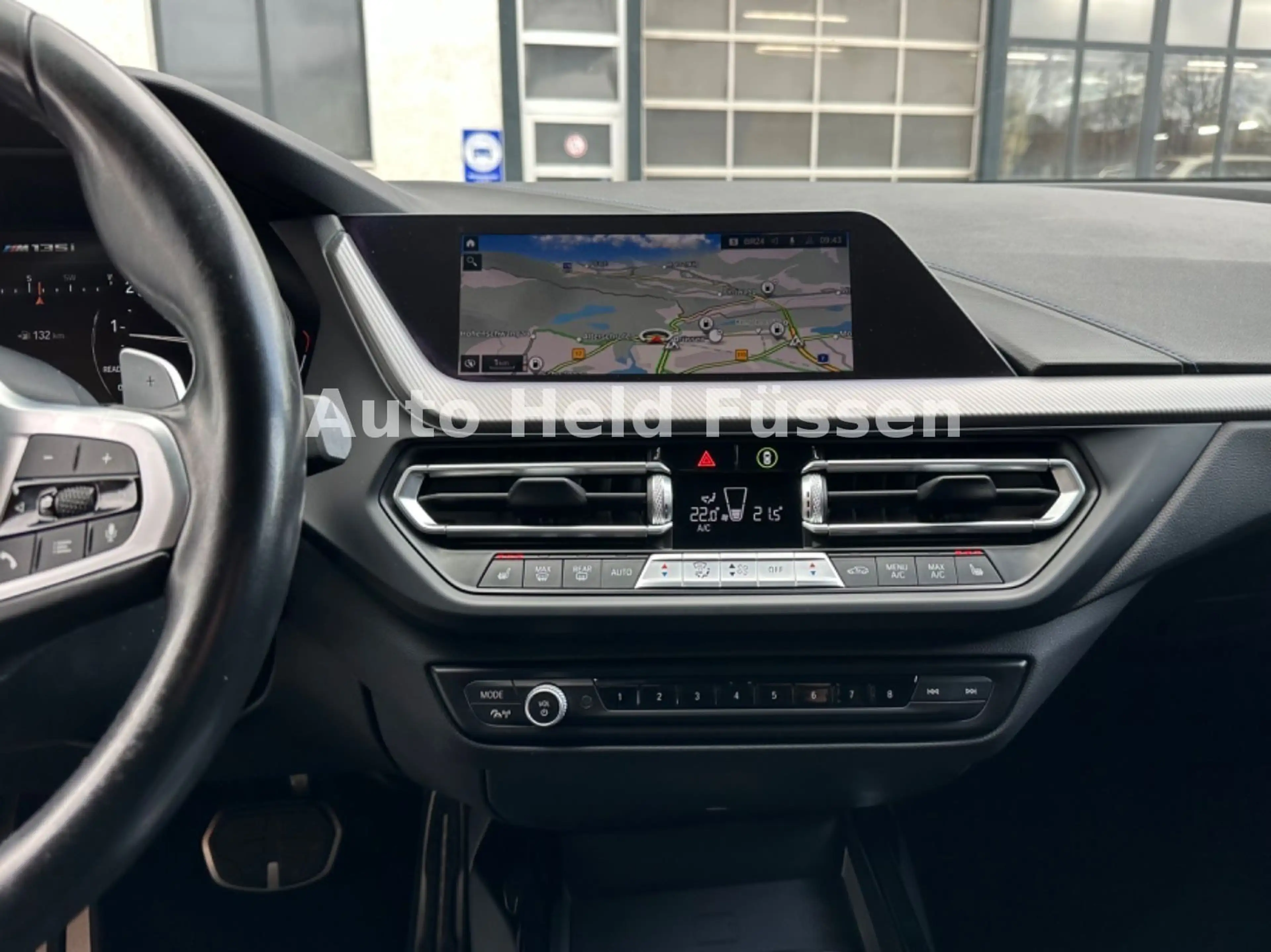 BMW 135 i xDrive Lim Aut Navi Temp LED — photo 15