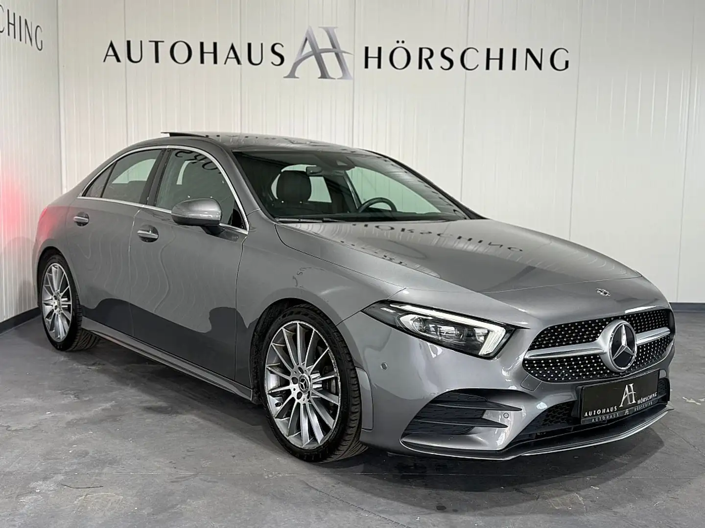 Mercedes-Benz A 180 d Limousine Aut. Gris - 1