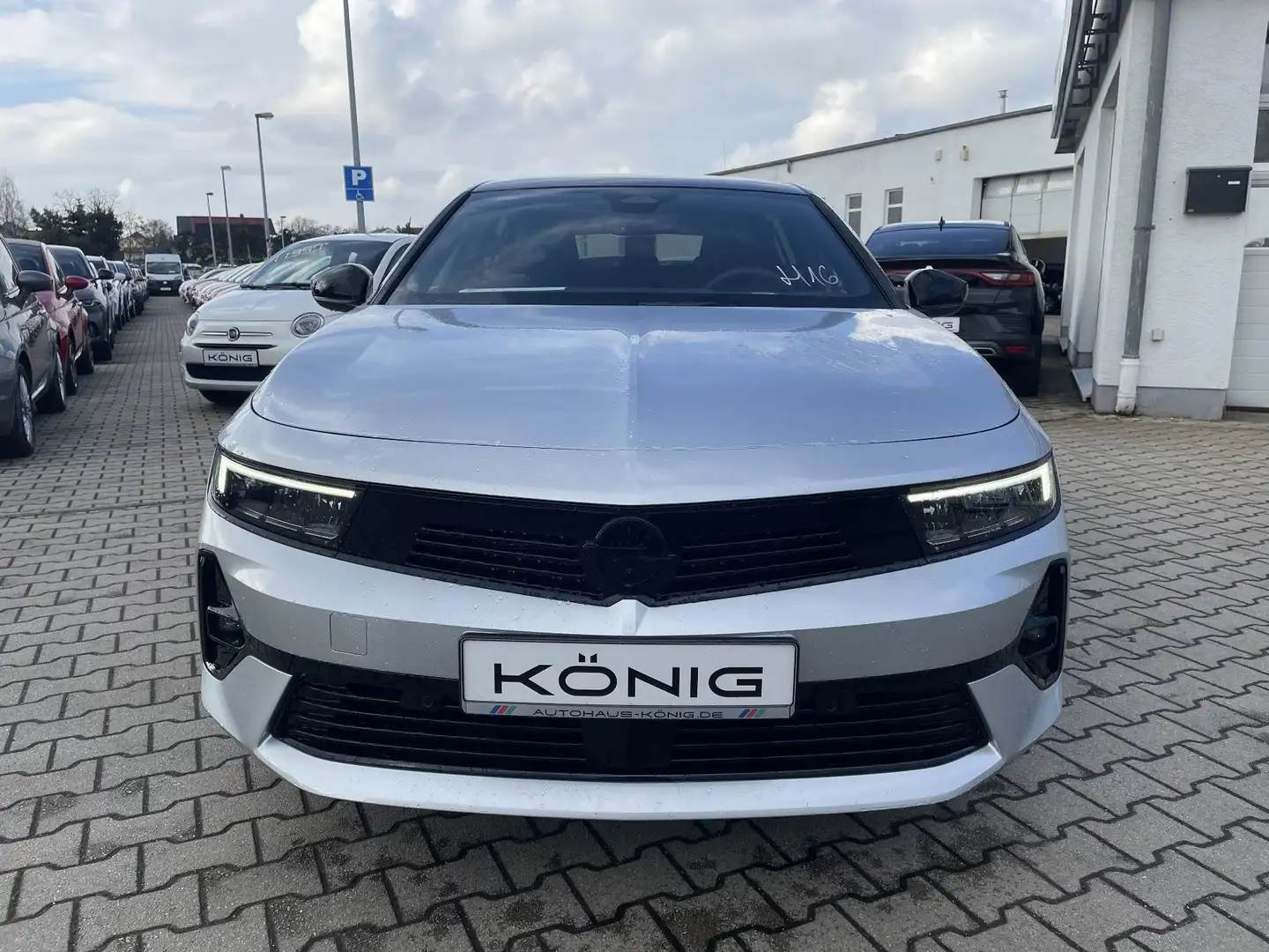 Opel Astra GS 1.2 Direct Injection Turbo 100 PS Silber - 2