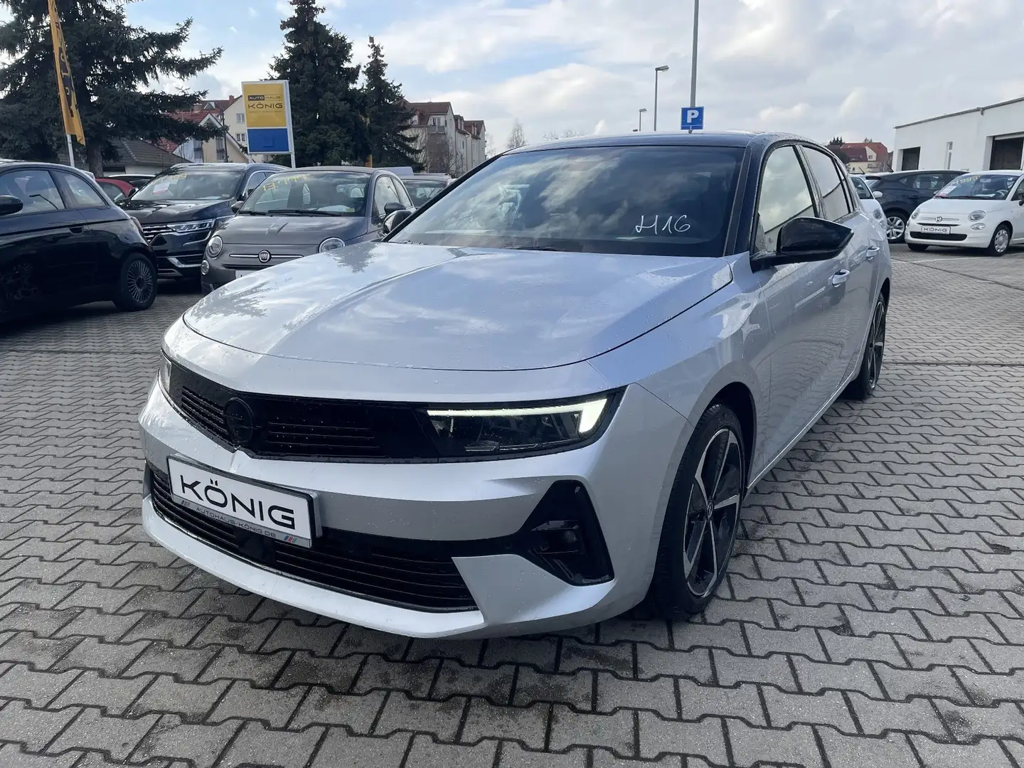 Opel Astra GS 1.2 Direct Injection Turbo 100 PS Silber - 1