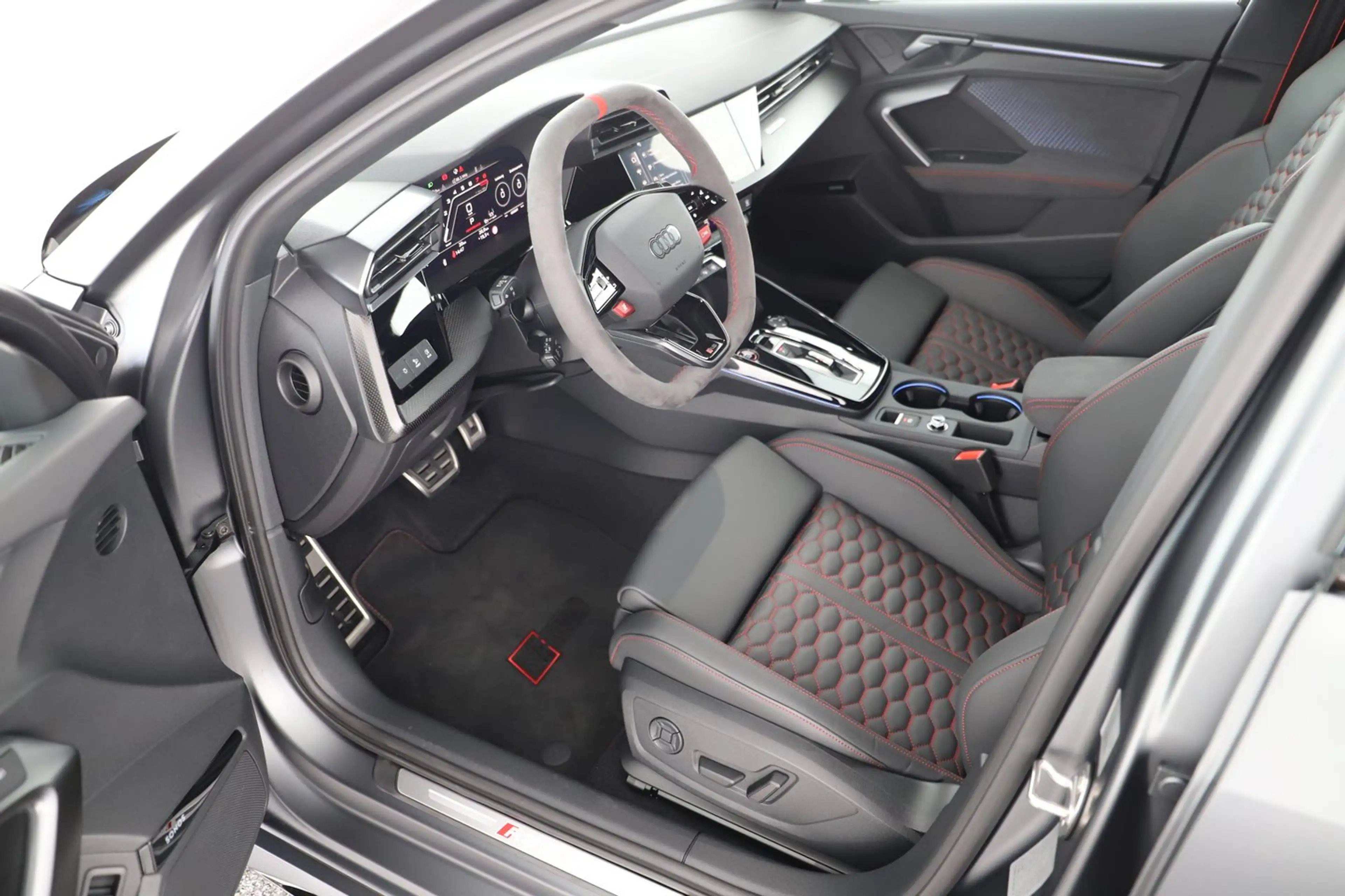 Audi RS3 Audi RS 3 Sportback — photo 11