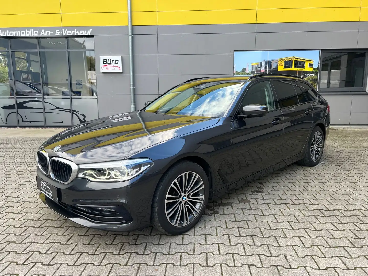 BMW 520 d/TOURING/SPORT LINE/LED/KAMERA/AHK/HEAD UP Gris - 2
