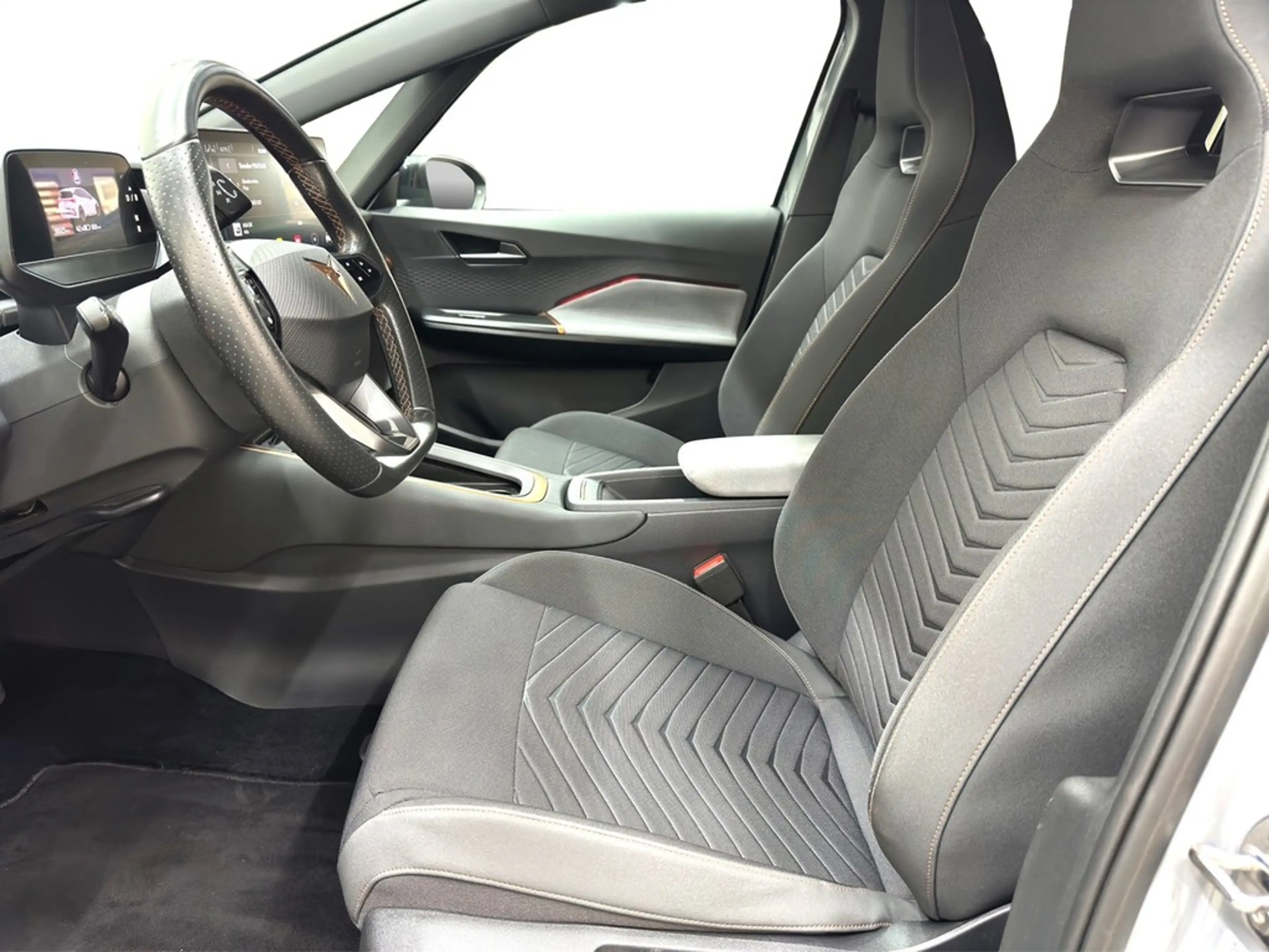 CUPRA Born 58 kwh COPPER LED*WÄRMEPU*NAV*ACC*SHZ*PDC*KAMER... — photo 14