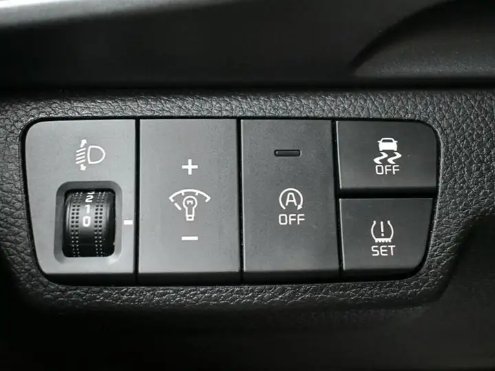 Kia Stonic 2022, foto 11