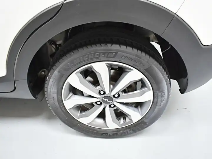Kia Stonic 2022, foto 6