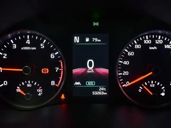 Kia Stonic 2022, foto 17