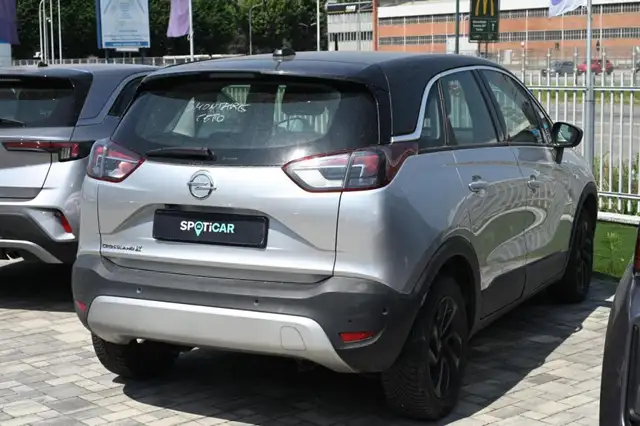 Opel Crossland X view 4