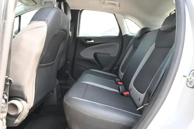 Opel Crossland X view 13