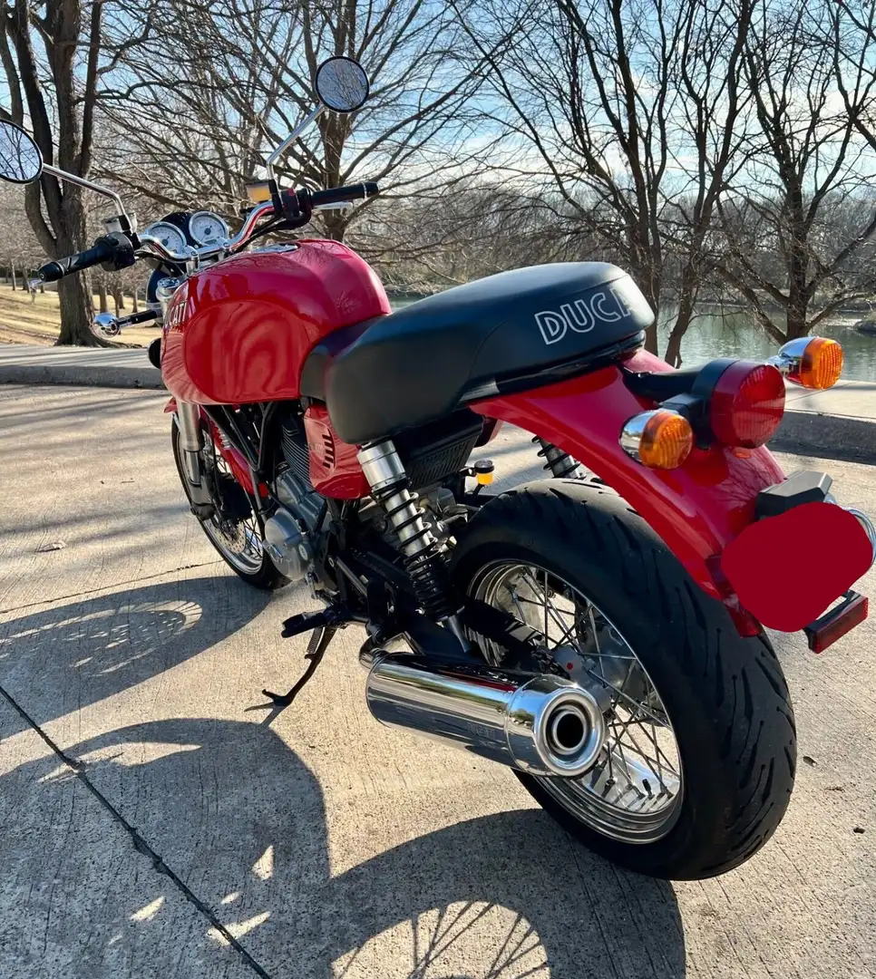 Ducati 1000 GT Rot - 2