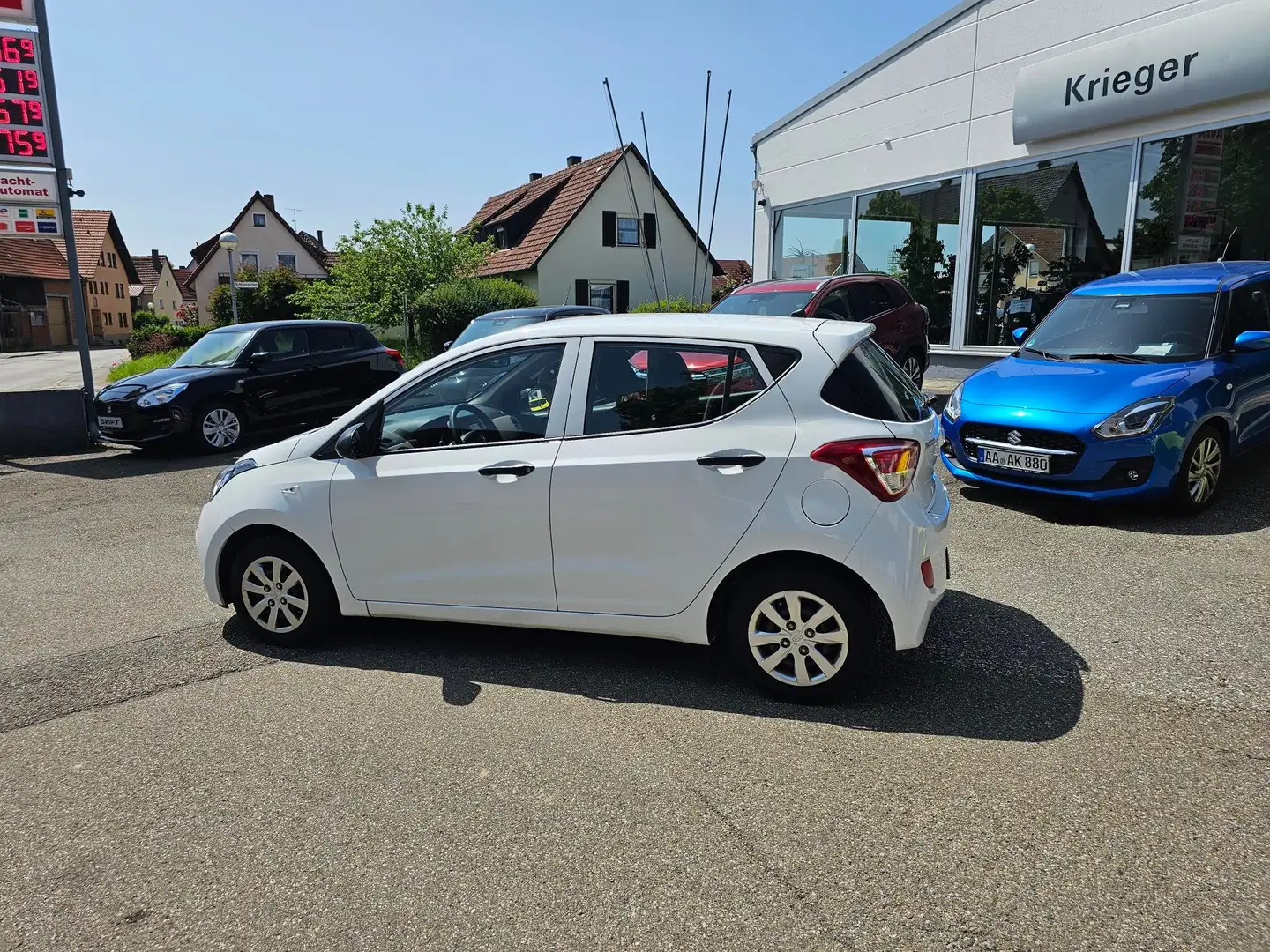 Hyundai i10 1.0 Blanc - 2