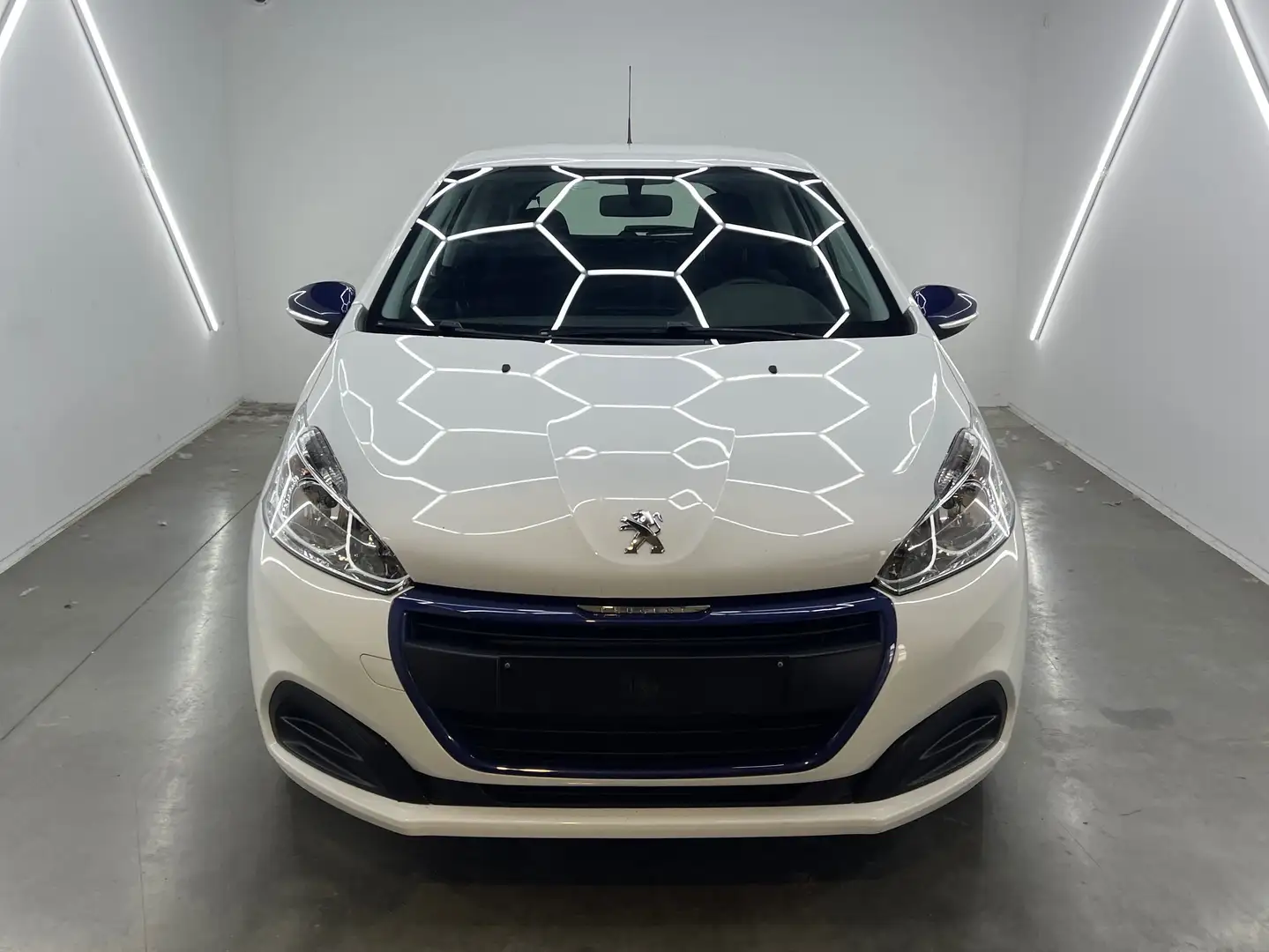 Peugeot 208 1.0i PureTech Like Blanc - 2