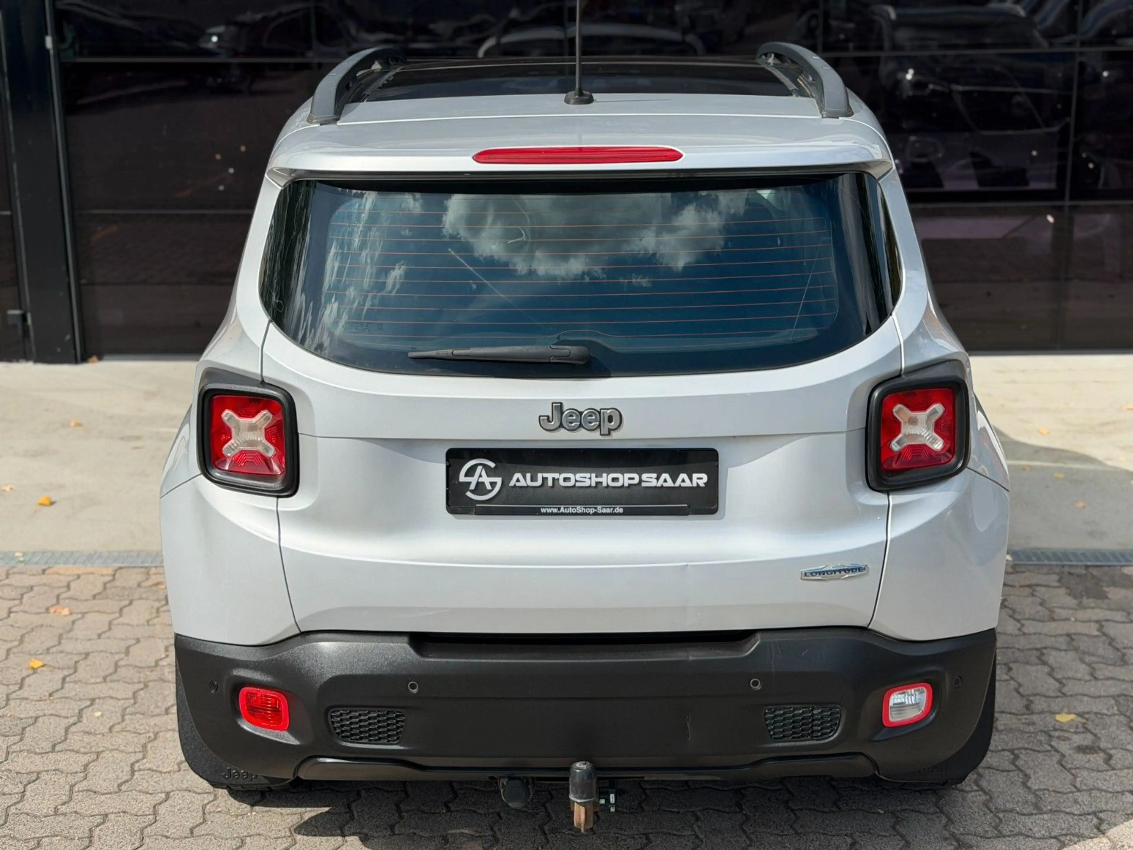 Jeep Renegade Longitude FWD — photo 11