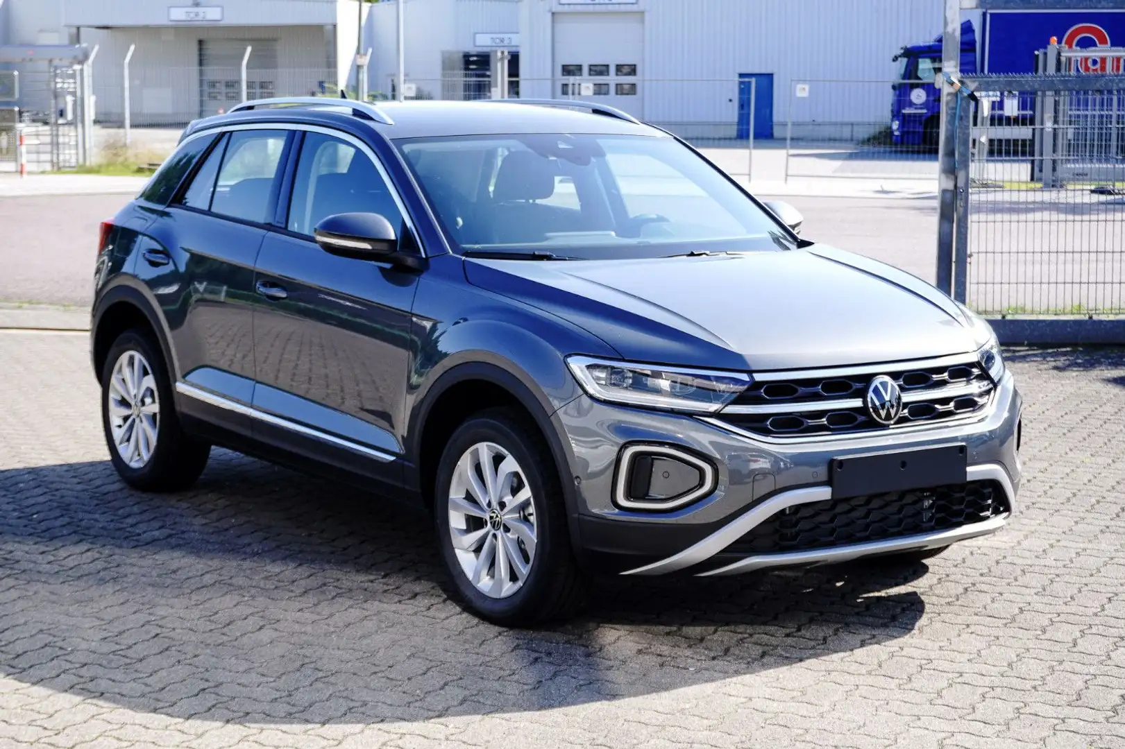 Volkswagen T-Roc 1.5 TSI Style Edition DSG- Automatik Grau - 1