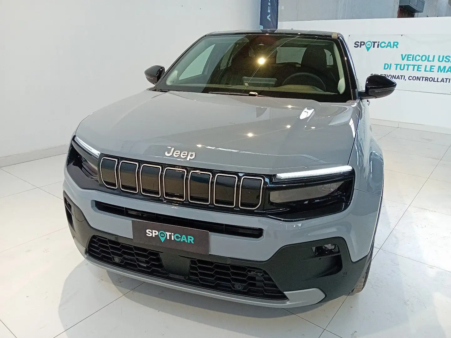 Jeep Avenger Avenger 1.2 Turbo 110 CV MHEV Summit Gris - 2