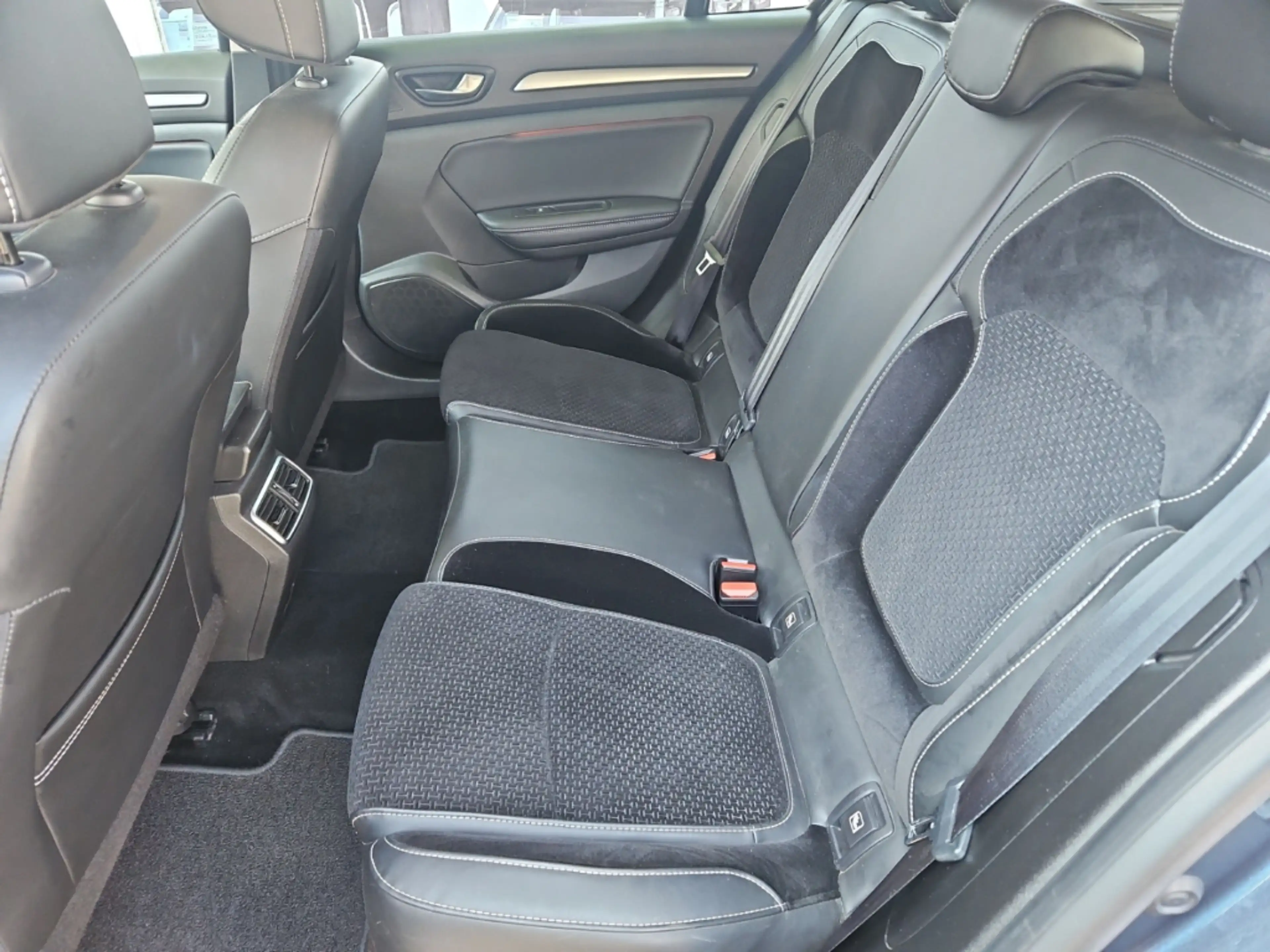 Renault Megane IV Grandtour ''FÜR GEWERBEKUNDEN'' — photo 9