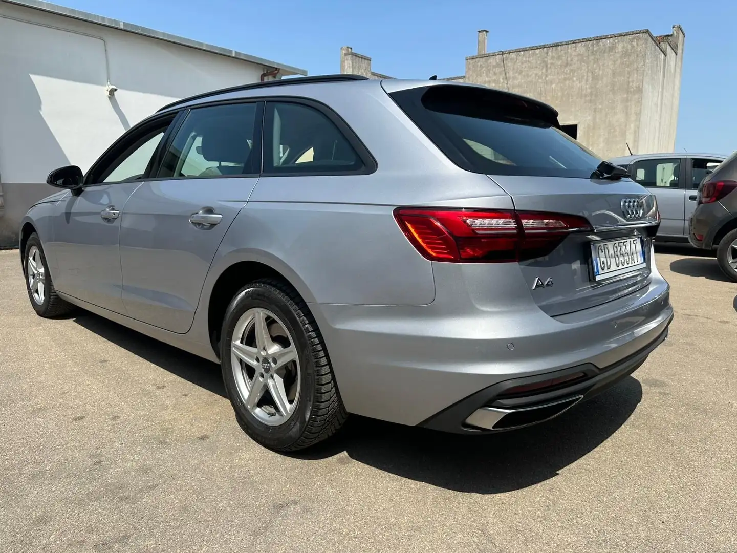 Audi A4 A4 Avant 30 2.0 tdi mhev 136cv s-tronic Grigio - 2