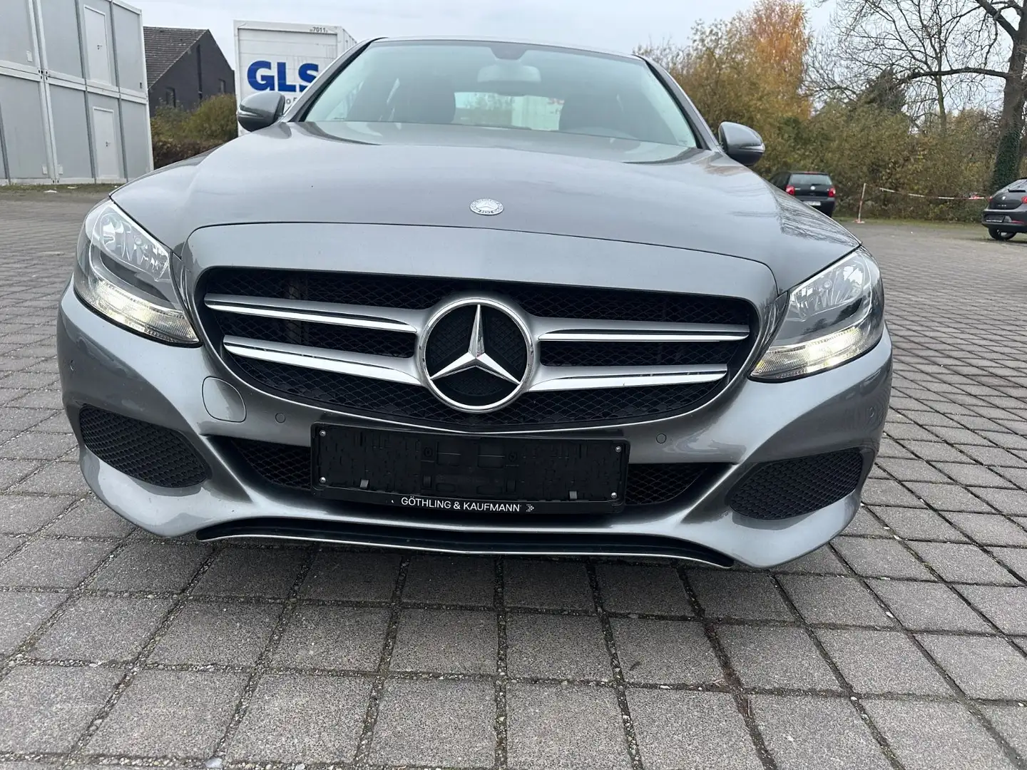 Mercedes-Benz C 180 Limo. CGI Automatik  Klima NAVI Grau - 2