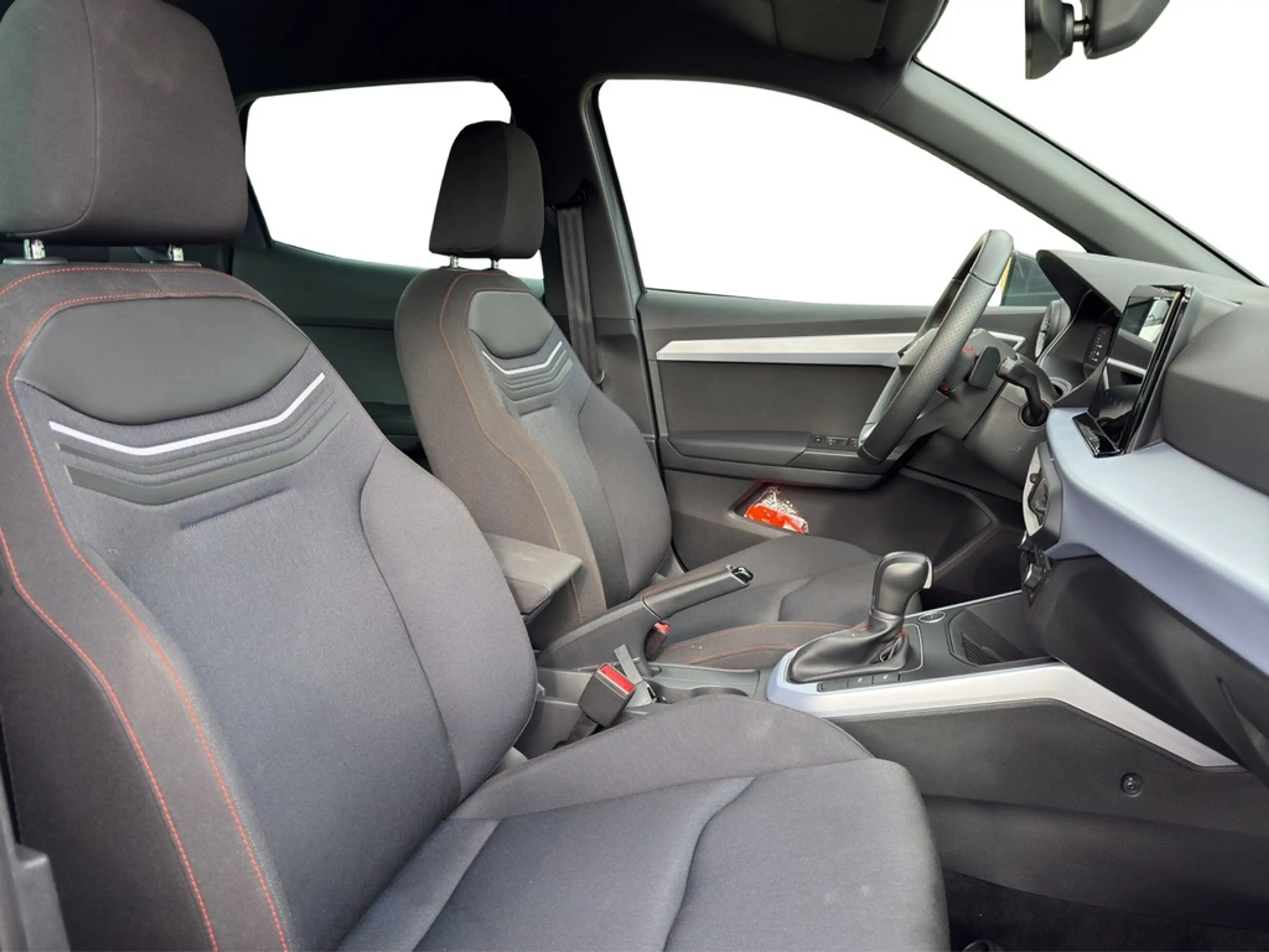 SEAT Arona 1.0 TSI DSG FR VOLL-LED*NAV*ACC*VIRTUAL*PARKLEN... — photo 12
