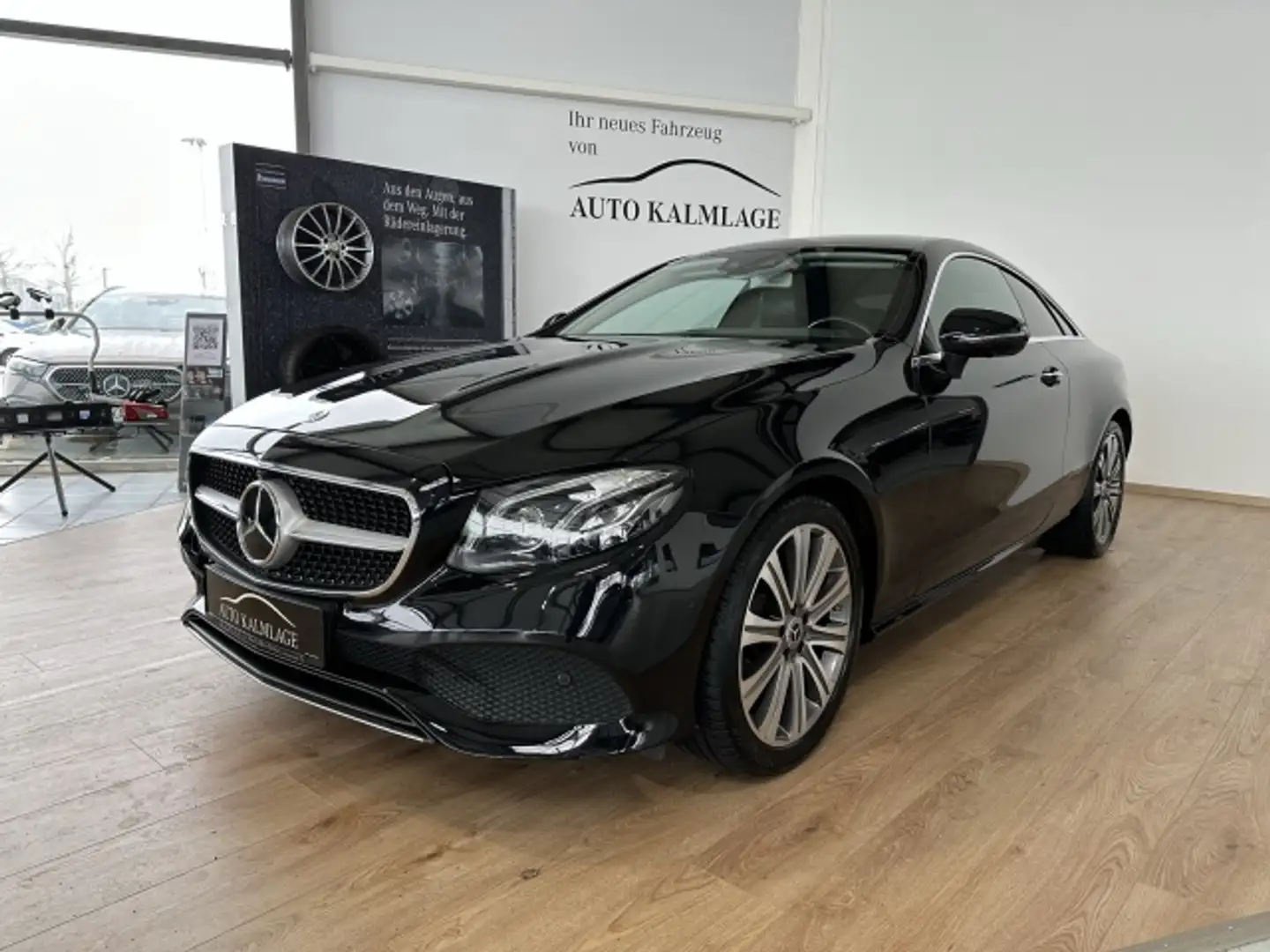 Mercedes-Benz E 200 E 200 Coupé Avantgarde COMAND+DISTRONIC+360°+LED Noir - 2