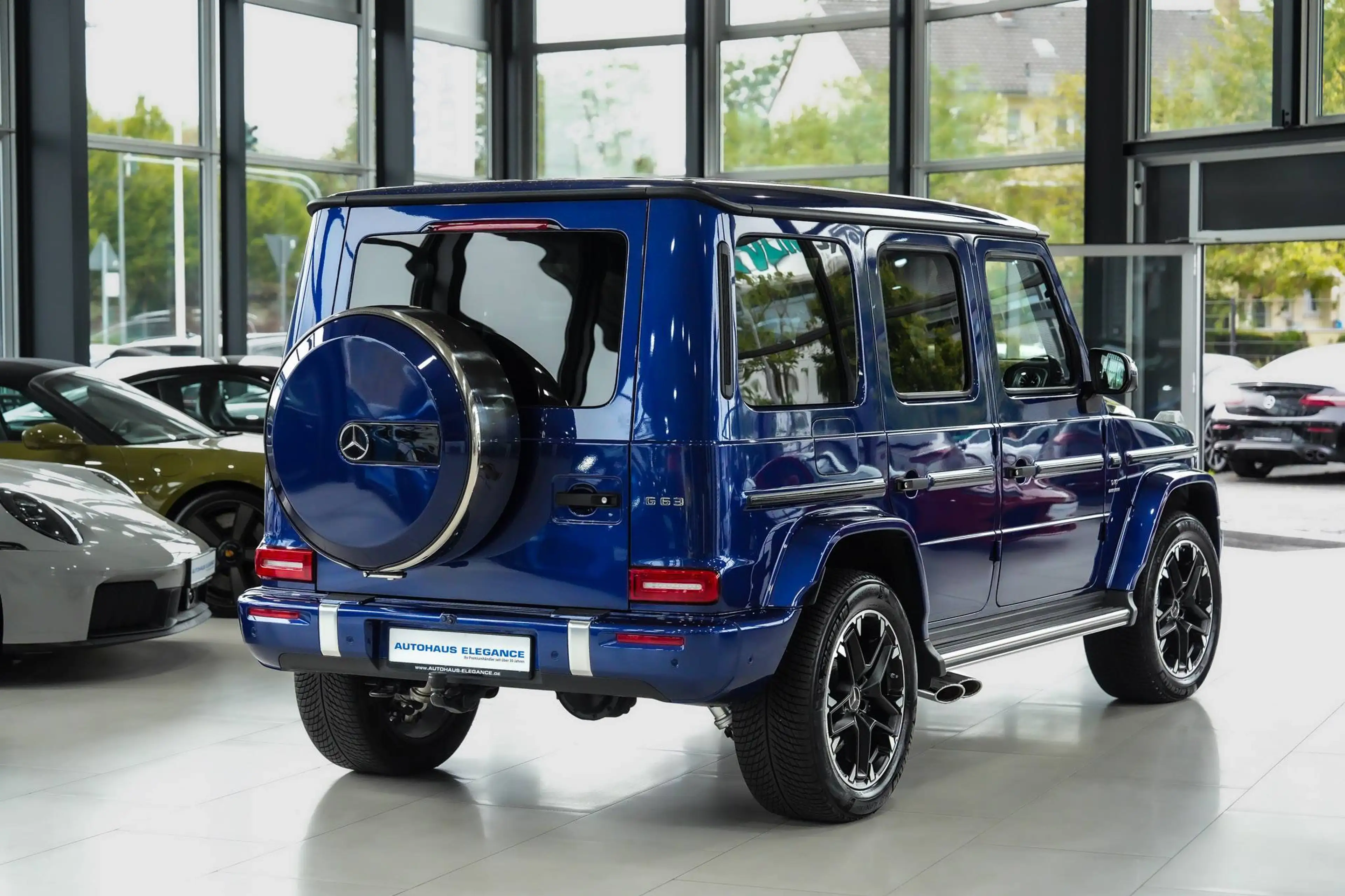Mercedes-Benz G 63 AMG *PERF-ABGAS*MASSAGE*BURM*SCHIEBEDACH*1HD — photo 2