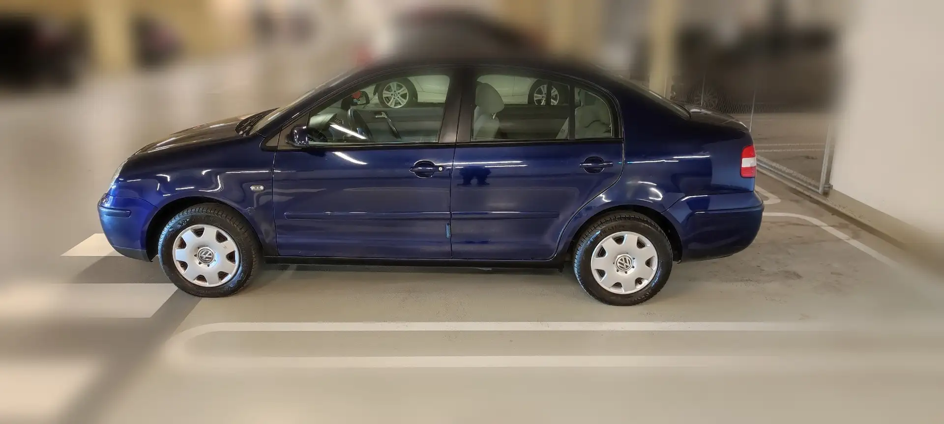 Volkswagen Polo Polo 1,4 Aut. Blau - 2