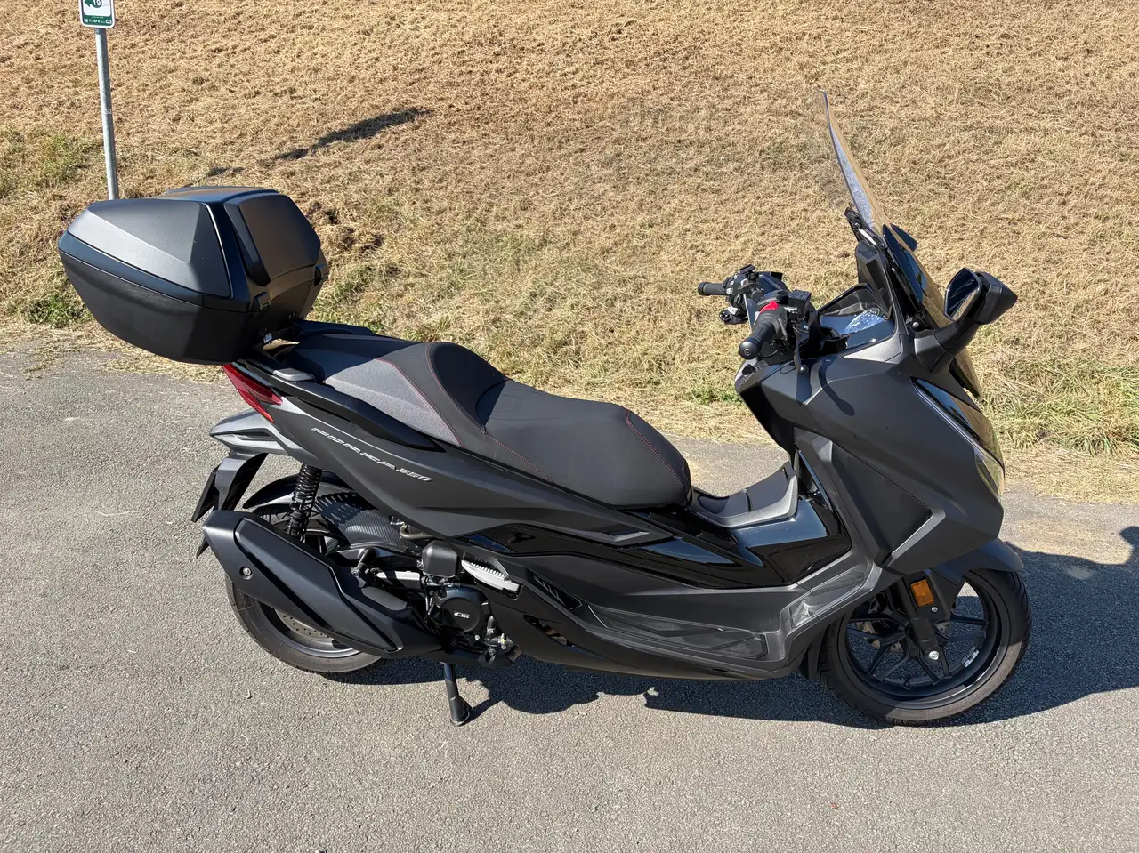 Honda Forza 350