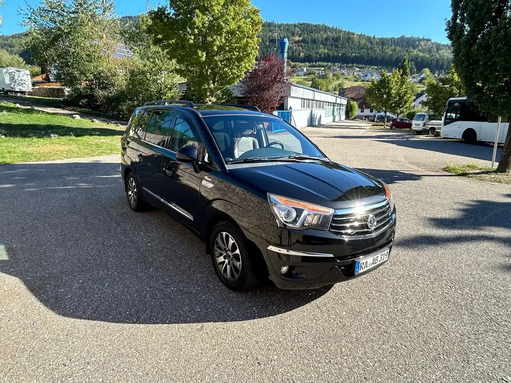 SsangYong Rodius 2016 из Европы — купить под ключ