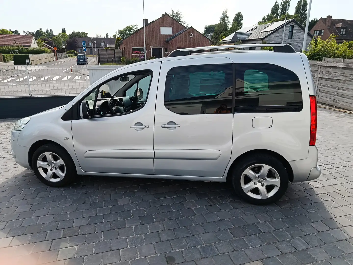 Peugeot Partner Partner Tepee 1.6i Premium Grigio - 1