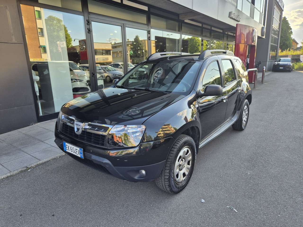 Dacia Duster Duster 1.5 dci Laureate 4x4 110cv + GANCIO TRAINO