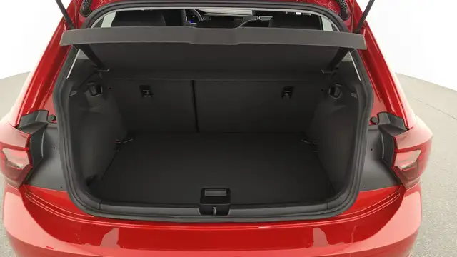 Volkswagen Polo view 6