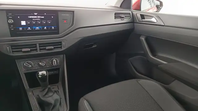 Volkswagen Polo view 12