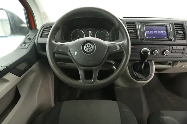 Volkswagen Transporter view 2