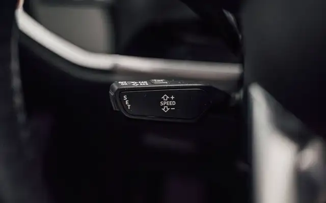 Audi Q3 view 26