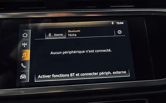 Audi Q3 view 19