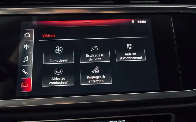 Audi Q3 view 20