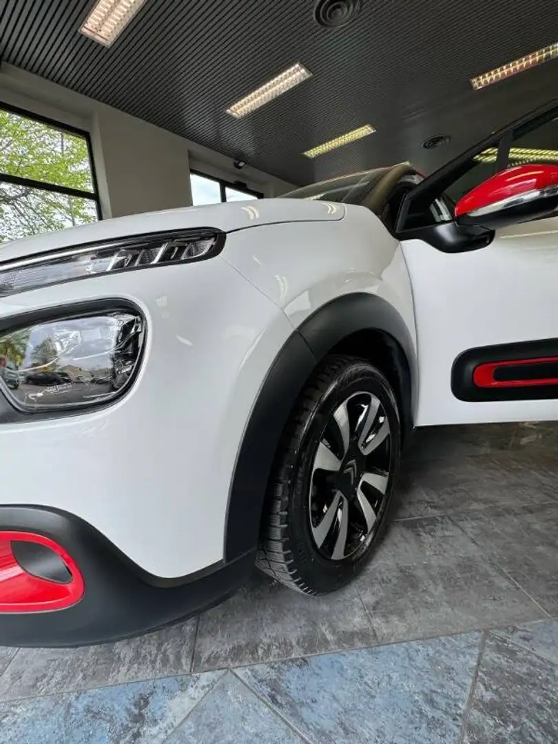 Citroen C3 1.2 puretech Shine s&s 83cv neopatentati my20 Bílá - 2
