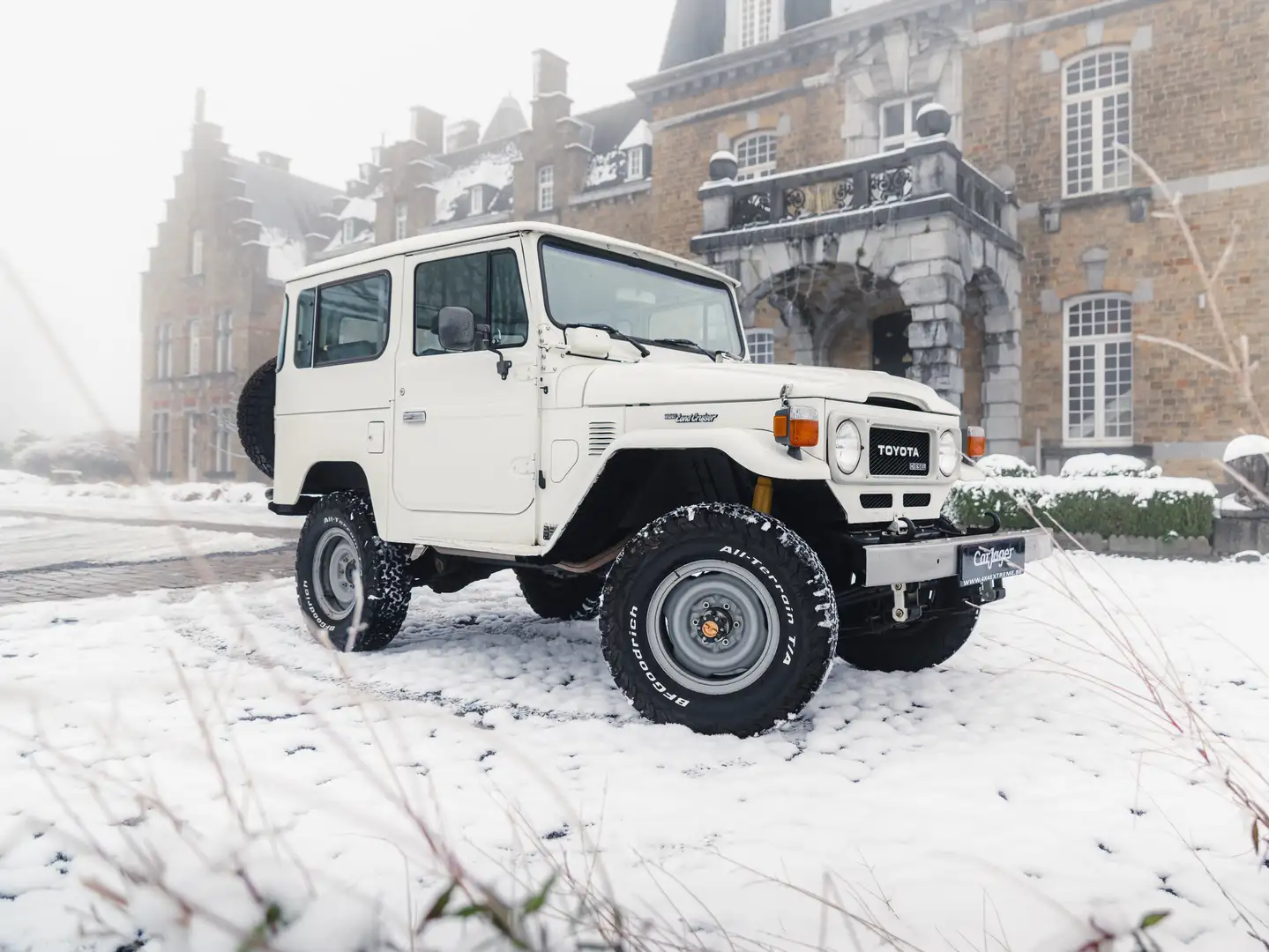 Toyota Land Cruiser BJ42 Bílá - 1