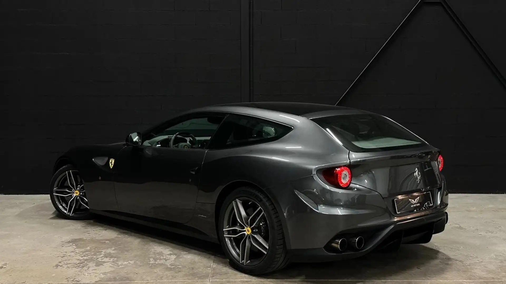 Ferrari FF V12 6.3 Coupé 660 CV - Configuration Exceptionnel - Origine Pozzi - PTU Neuf - 2nd Main Grijs - 2