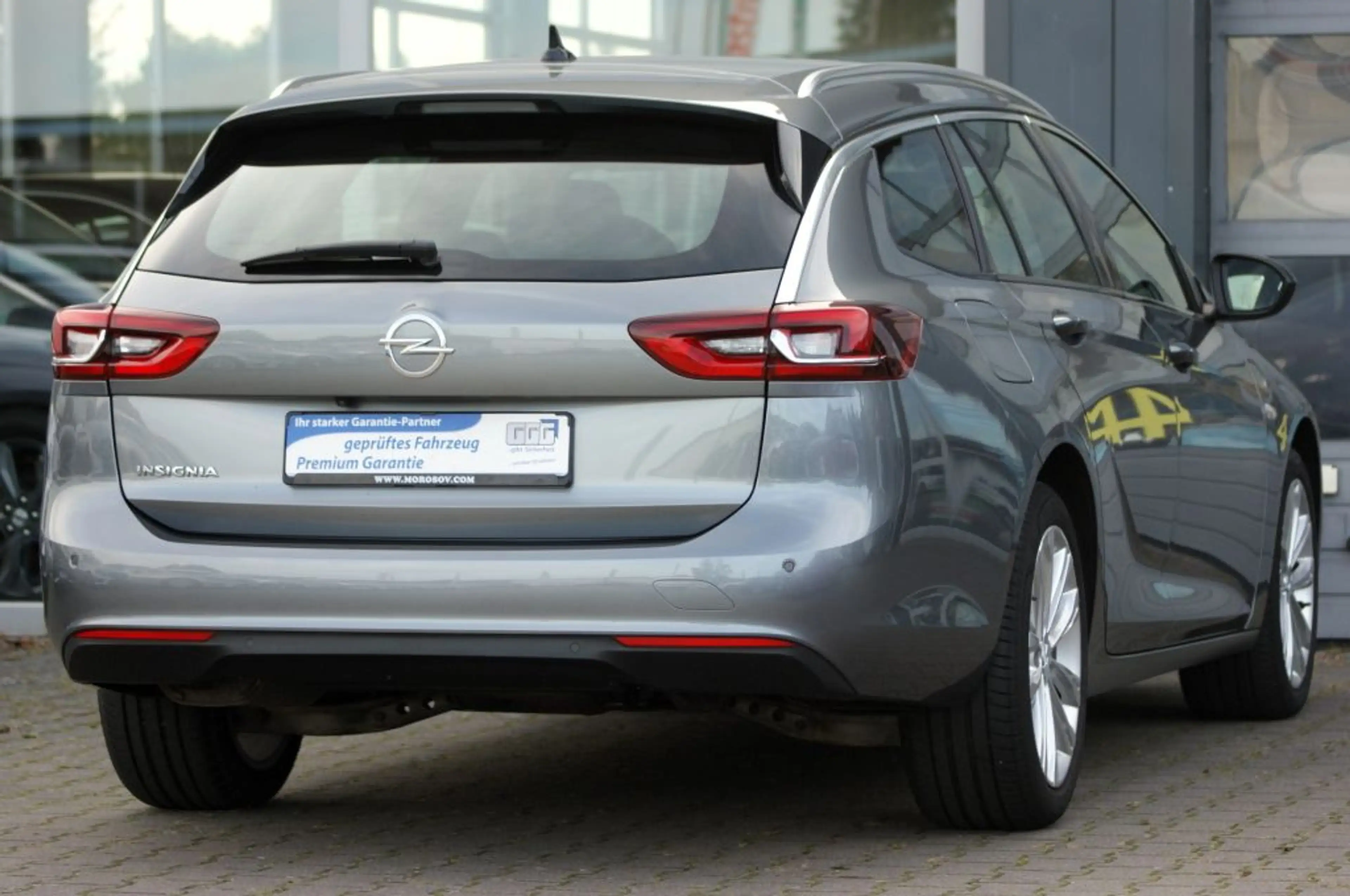 Opel Insignia Sports Tourer 1.5 Diesel Business Elegance — photo 4