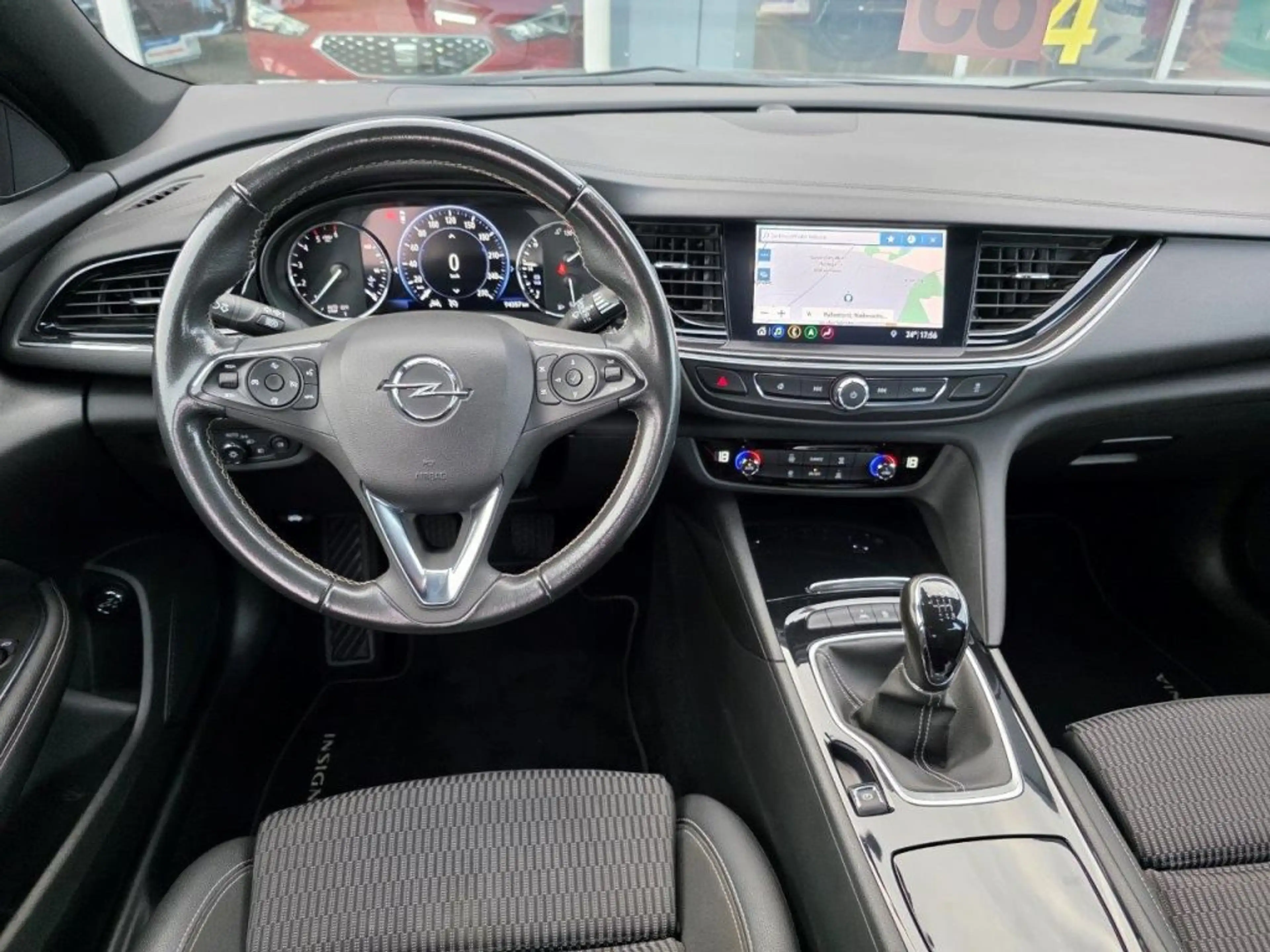 Opel Insignia Sports Tourer 1.5 Diesel Business Elegance — photo 12