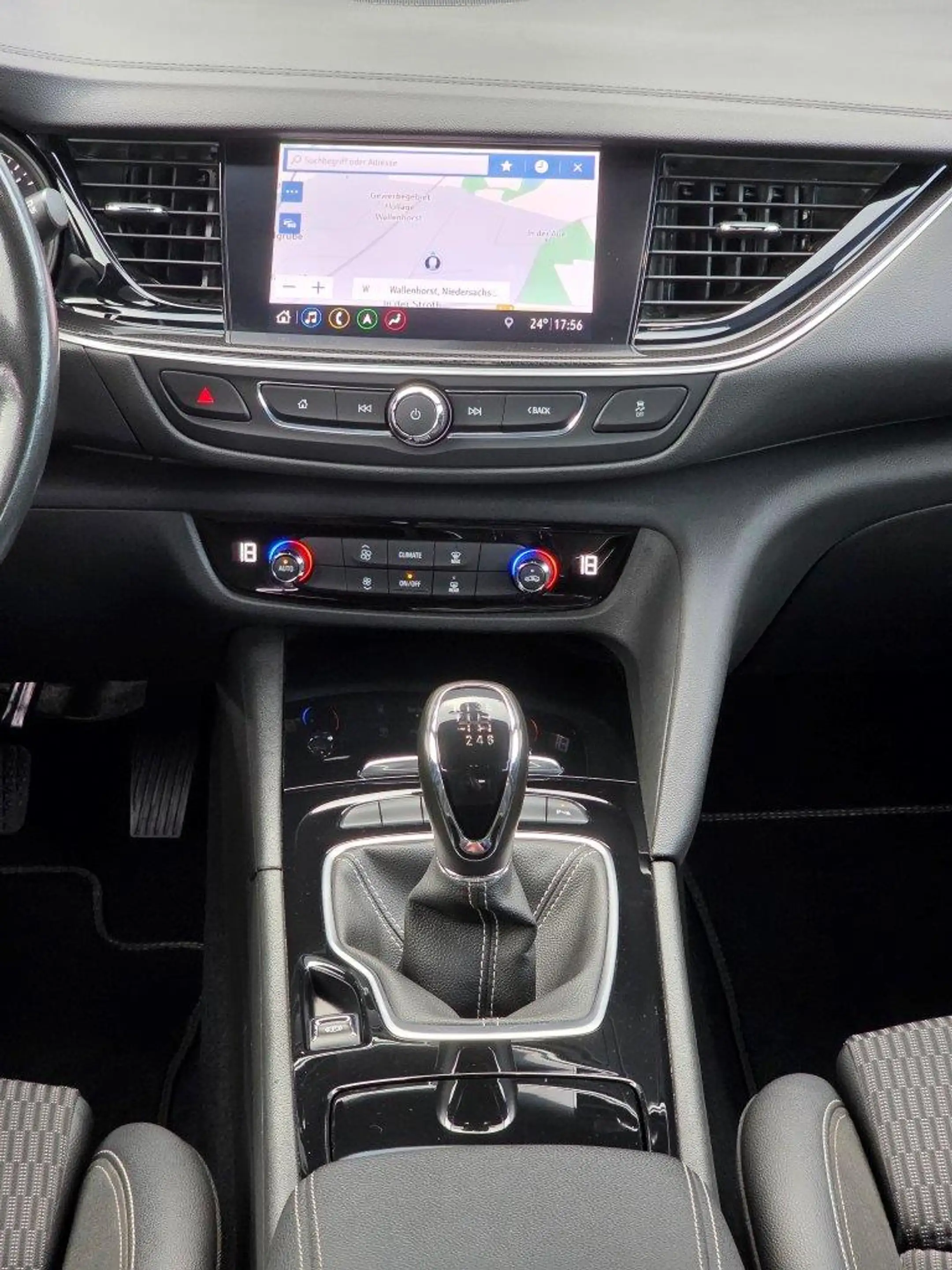 Opel Insignia Sports Tourer 1.5 Diesel Business Elegance — photo 13