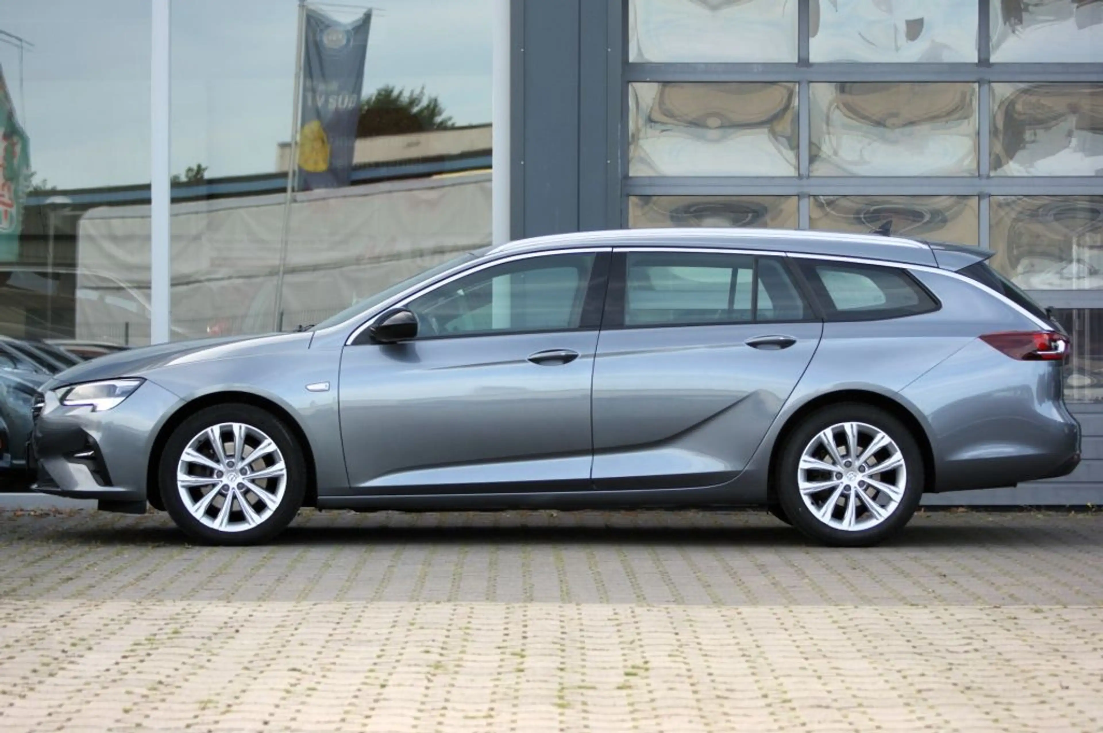 Opel Insignia Sports Tourer 1.5 Diesel Business Elegance — photo 7