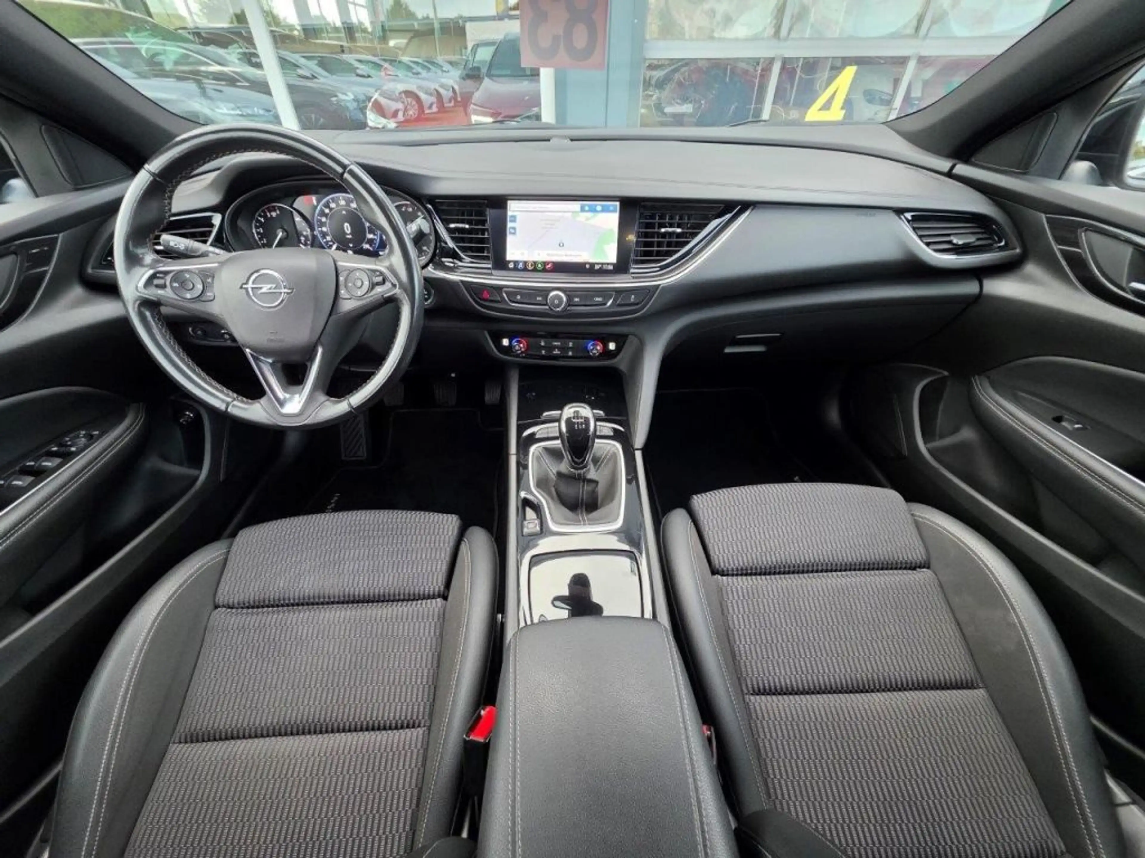Opel Insignia Sports Tourer 1.5 Diesel Business Elegance — photo 11