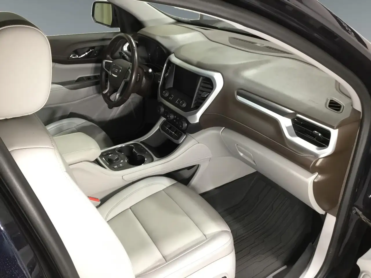 GMC Acadia fotografie GMC Acadia