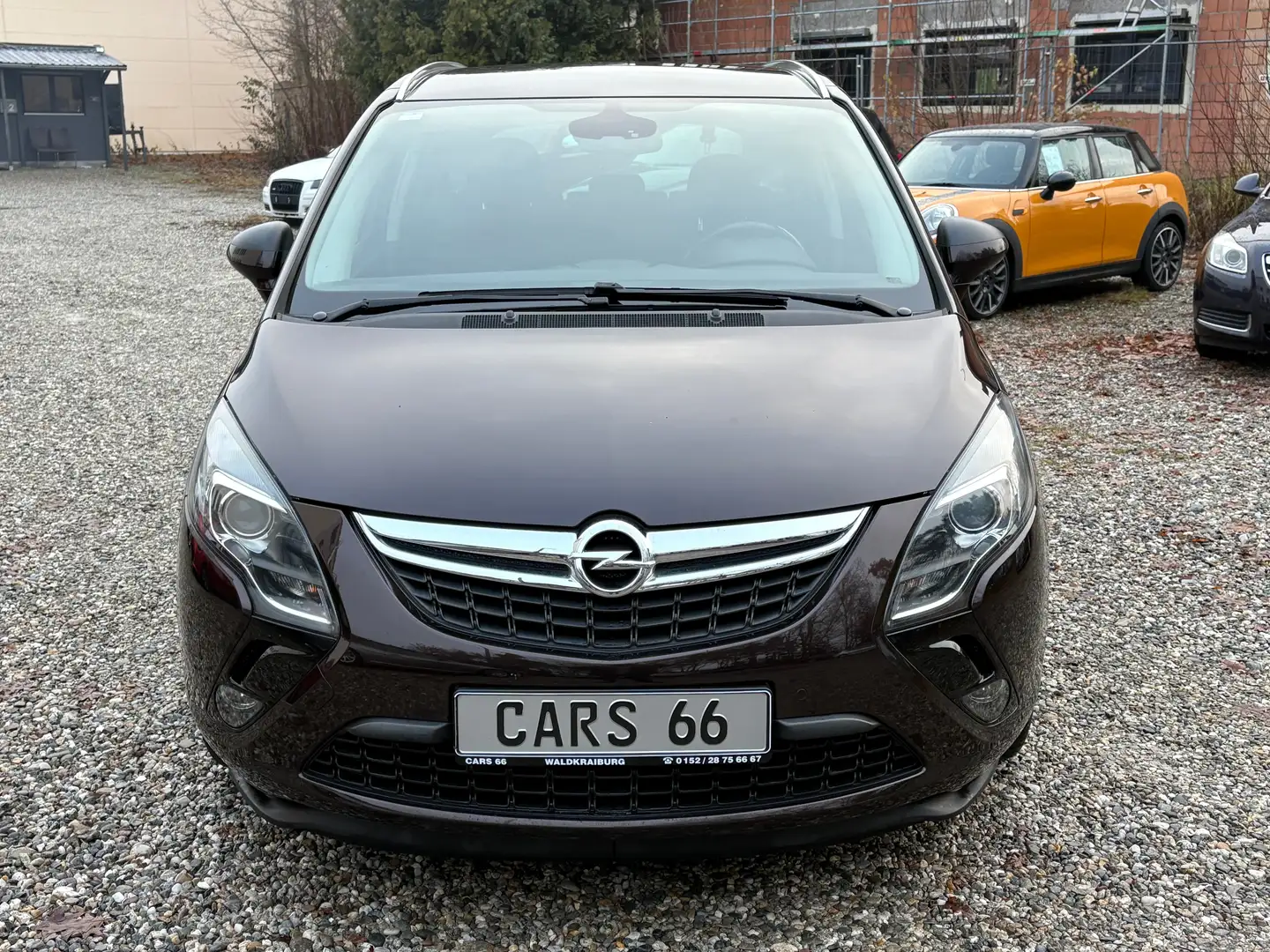 Opel Zafira Tourer Style Bruin - 2
