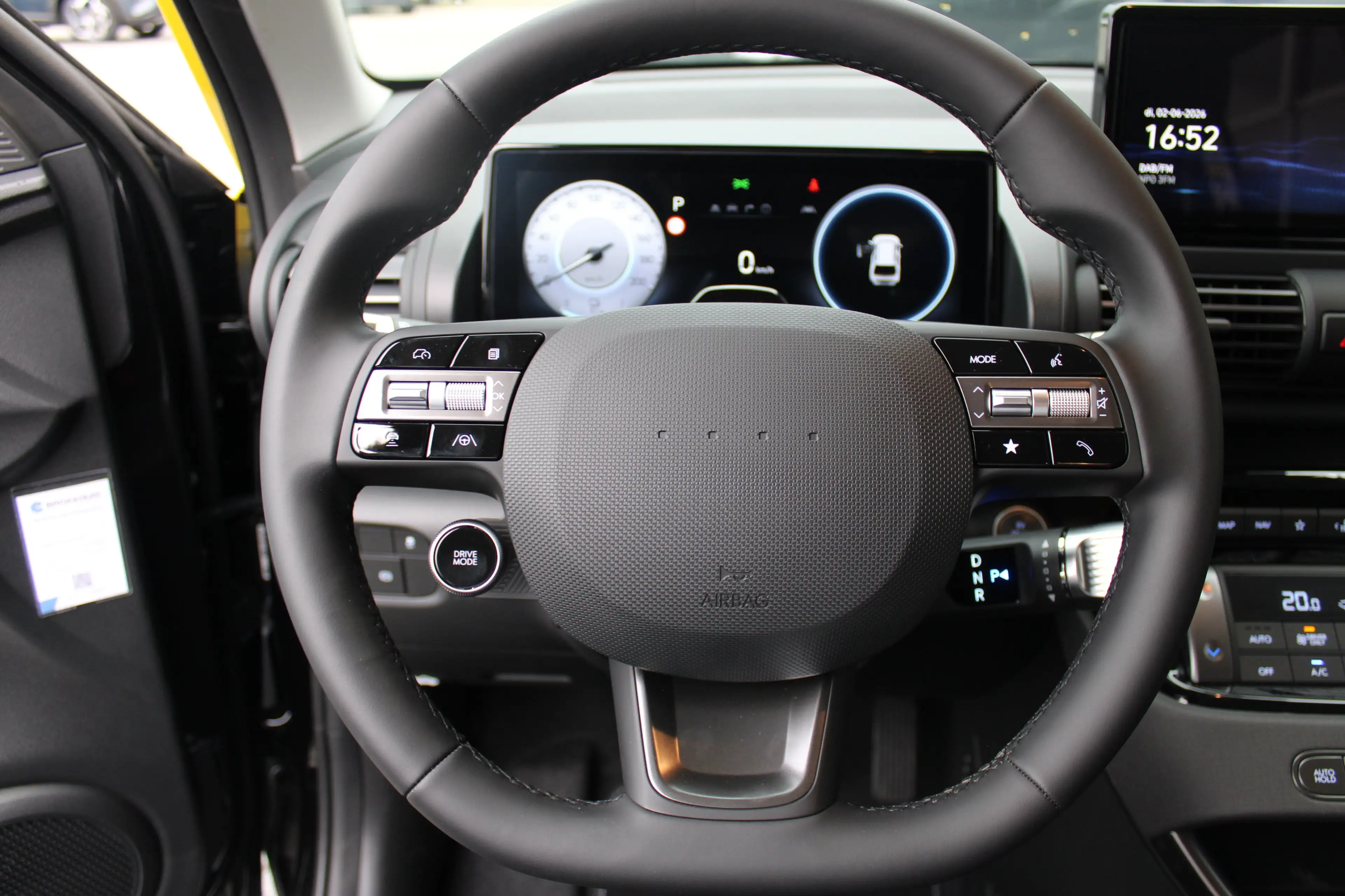 Hyundai Inster Pulse | 17 INCH | Gewrapt | Navigatie | Verschuifb — photo 16