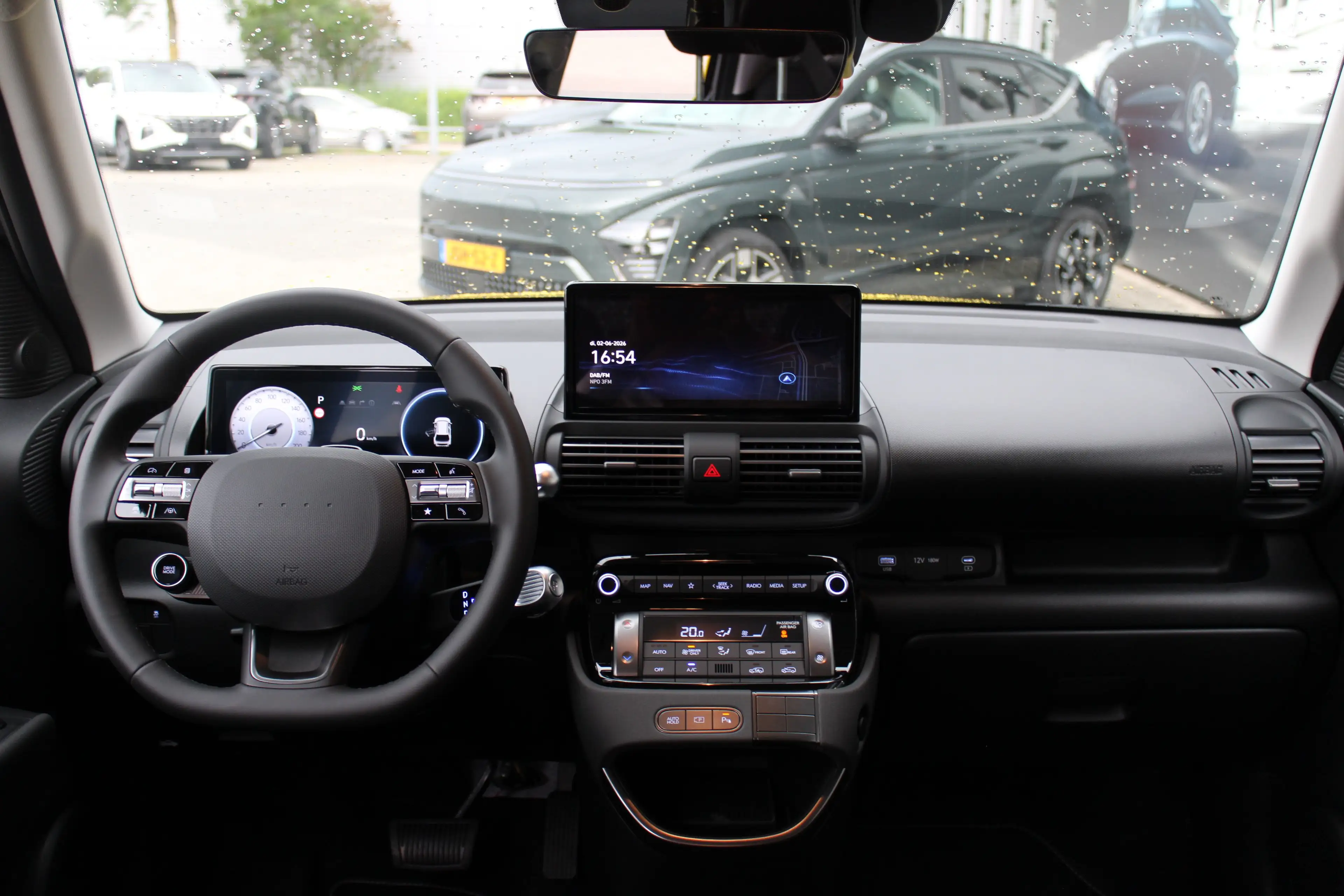 Hyundai Inster Pulse | 17 INCH | Gewrapt | Navigatie | Verschuifb — photo 19