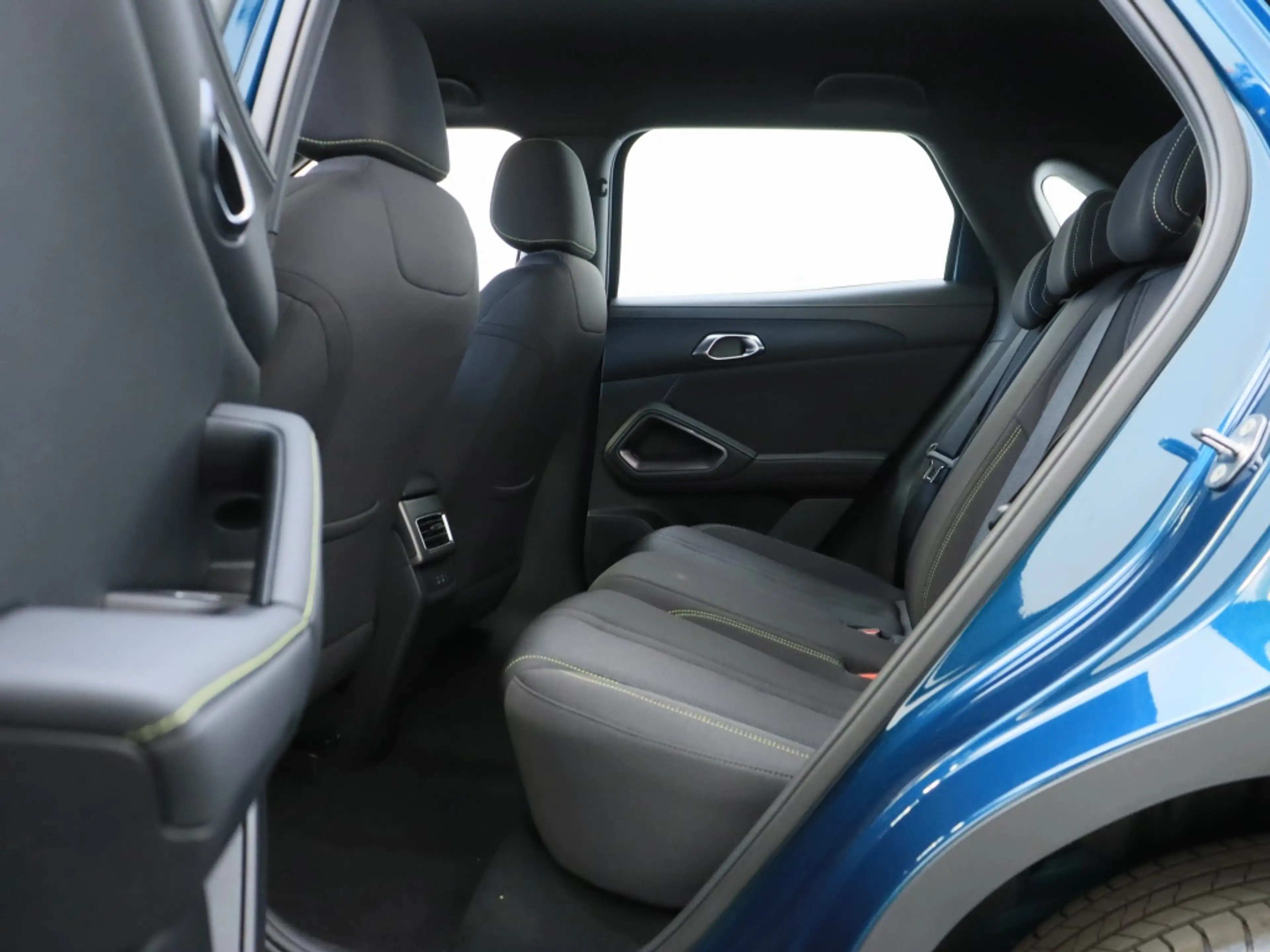 BYD Atto 2 1.5 DM-i Active | BYD Dealer | Private Lease 499,- — photo 15